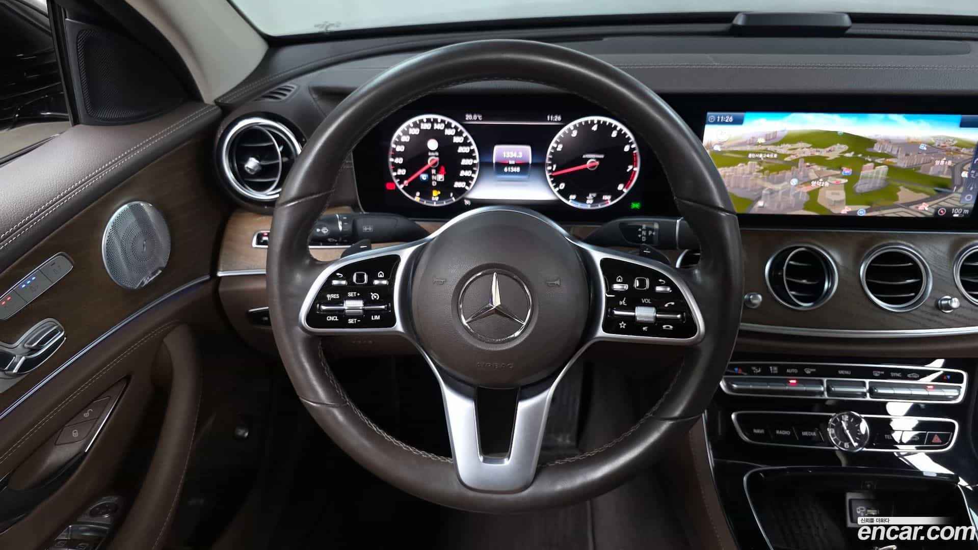 E-Class Mercedes-Benz 2019.6-OPTION-018