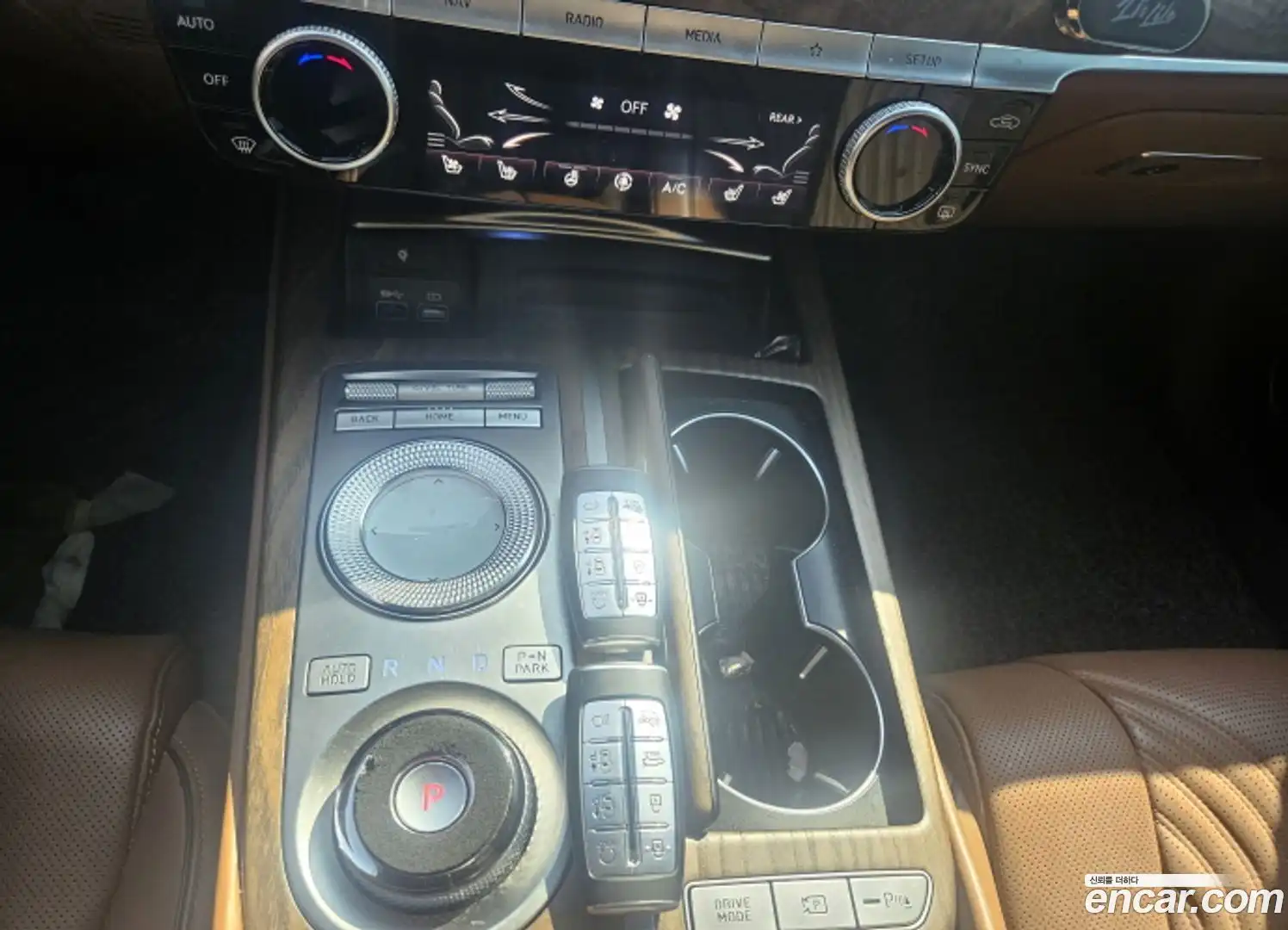 G80 Genesis 2022.2-INNER-010
