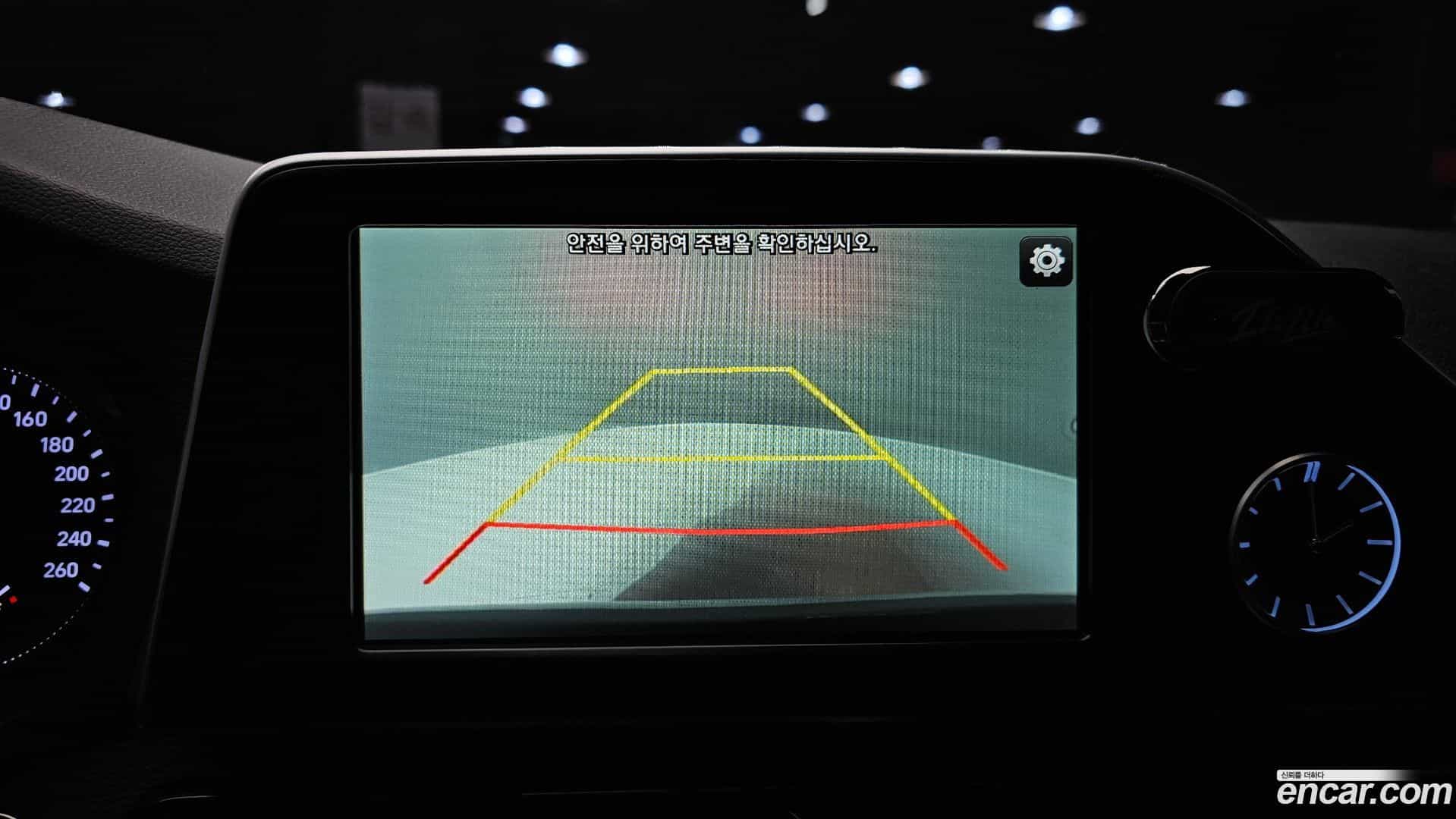 Grandeur Hyundai 2017.10-OPTION-019