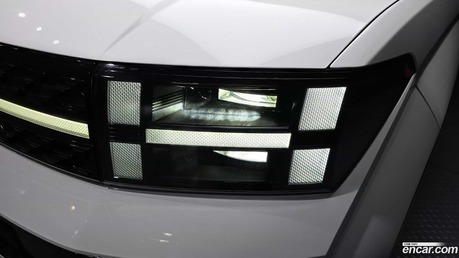 Santafe Hyundai 2024.10-OUTER-032