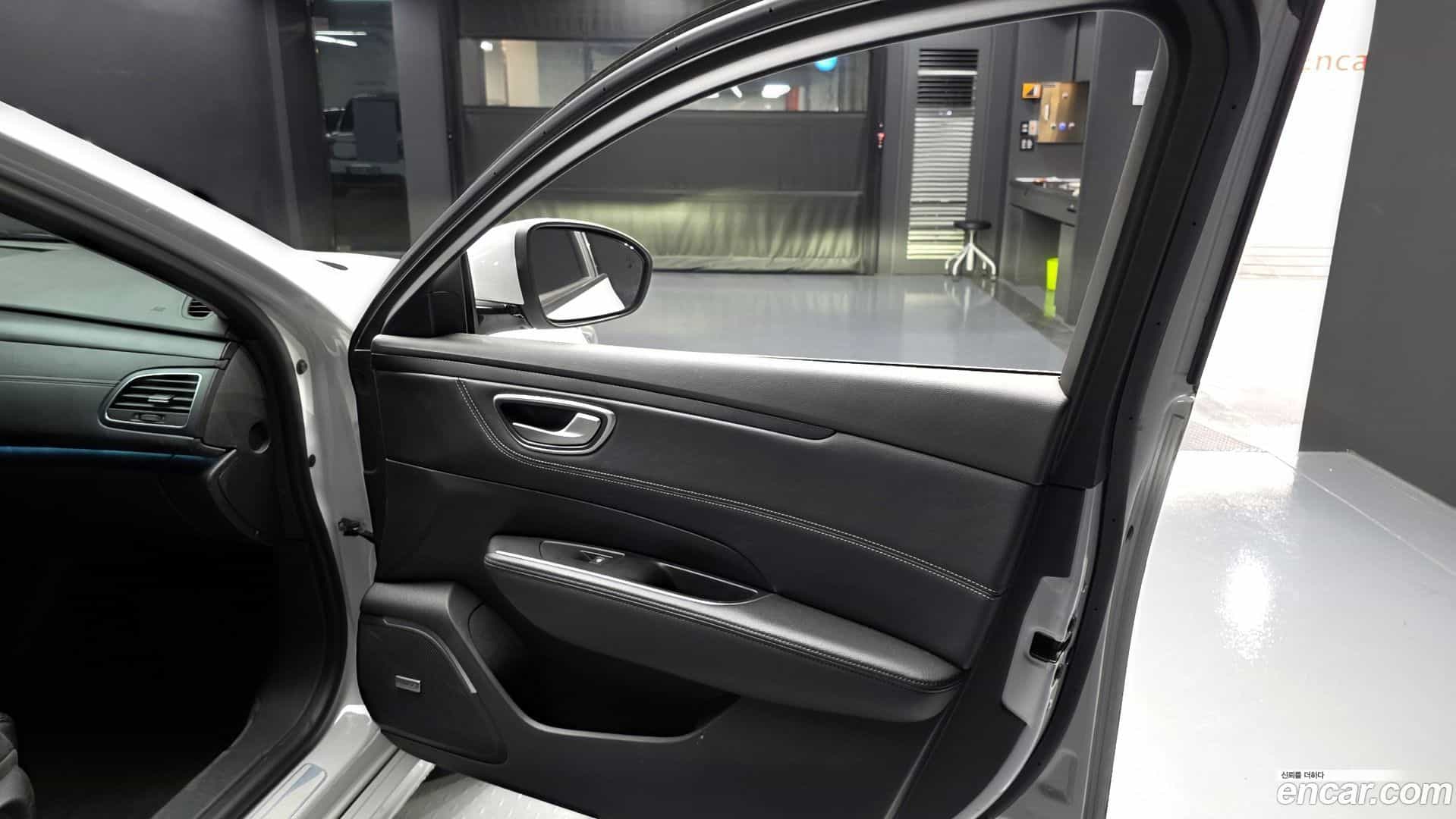 SM6 Renault Korea 2020.7-INNER-034