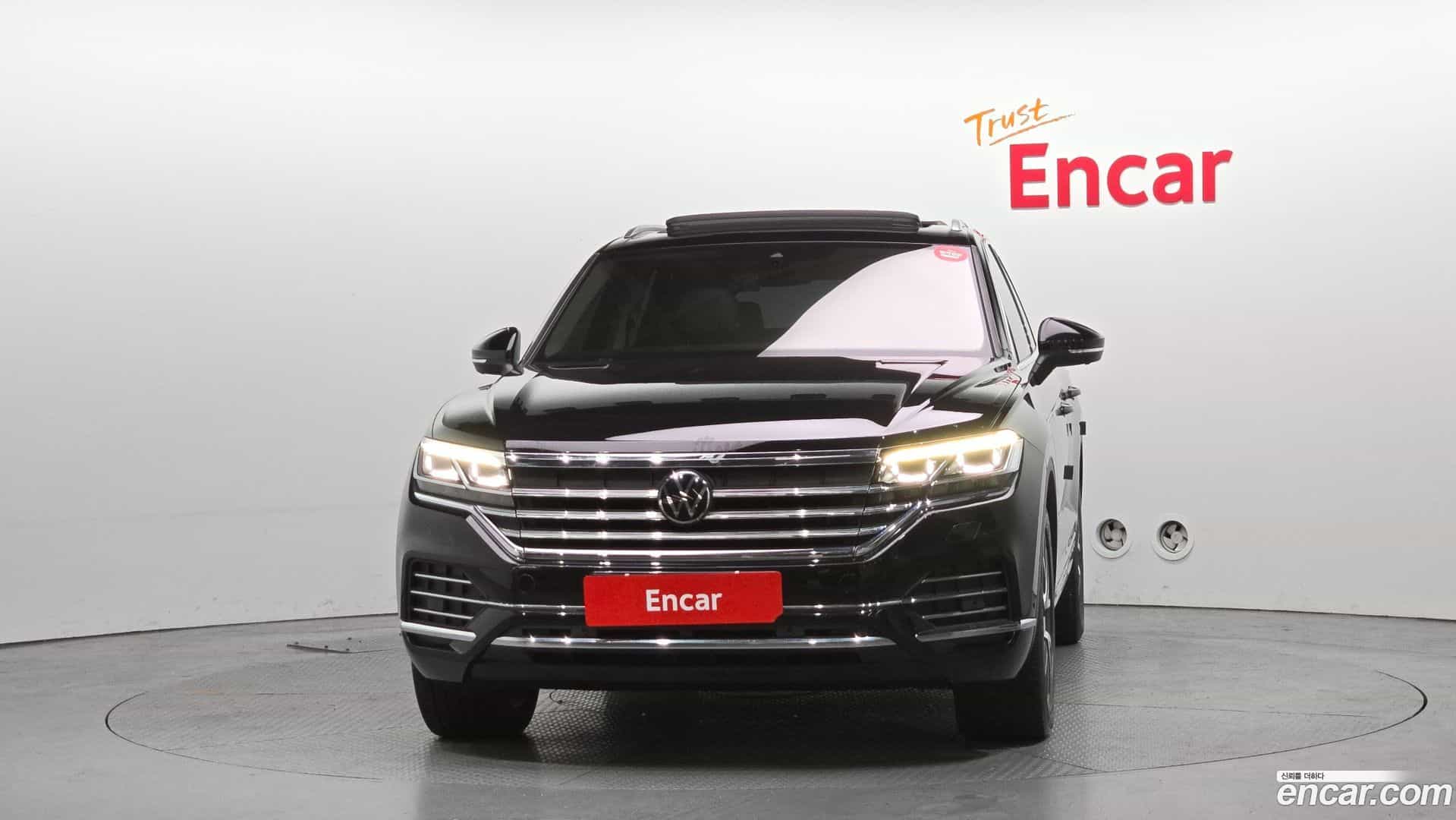 Touareg Volkswagen 2023.4-OUTER-003