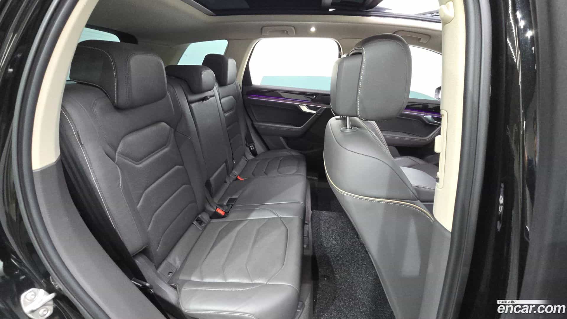 Touareg Volkswagen 2023.4-OPTION-016