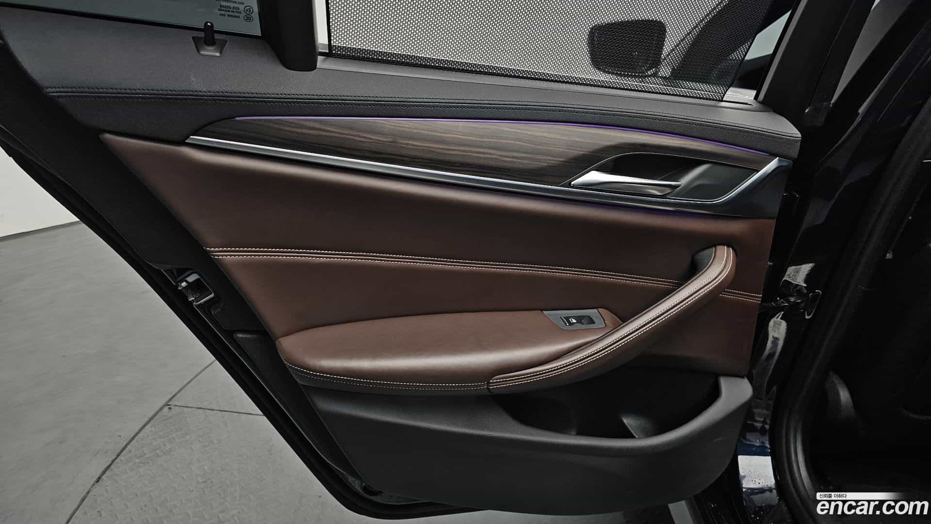 5-Series BMW 2018.2-INNER-035