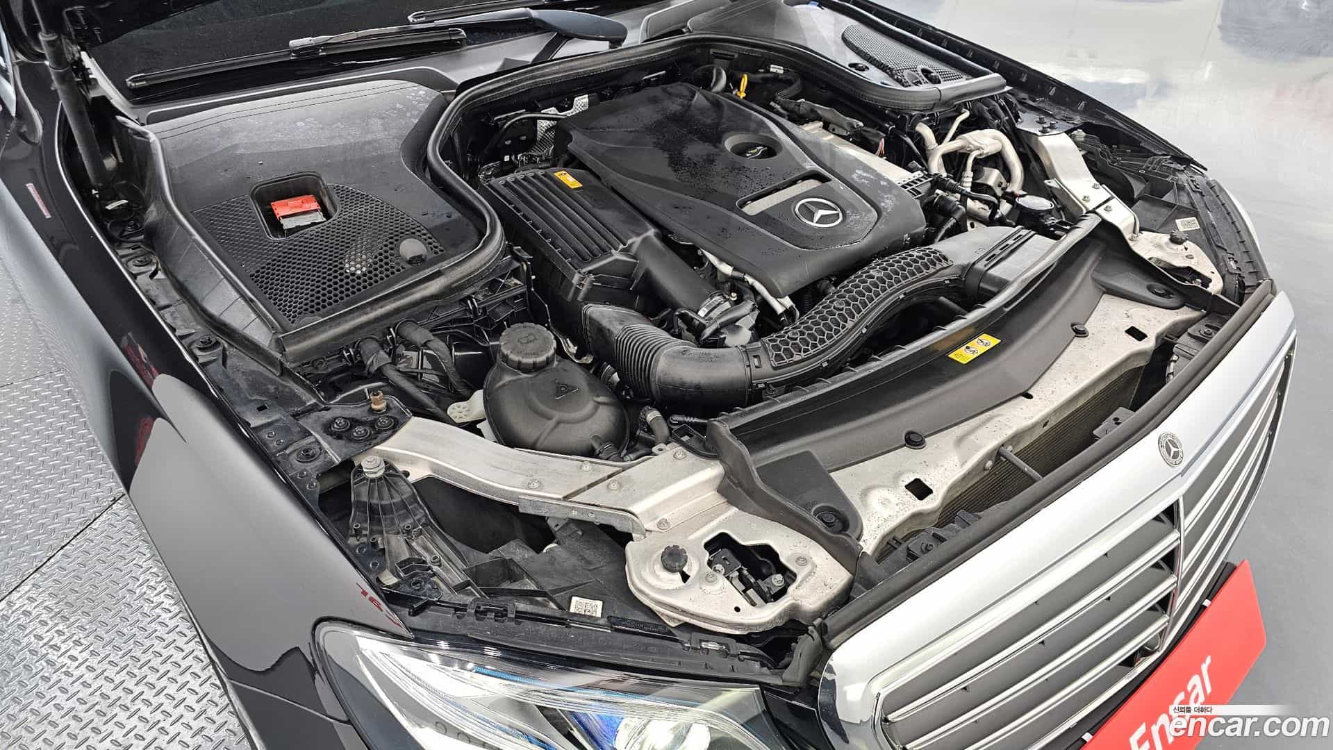 E-Class Mercedes-Benz 2018.0-OUTER-006