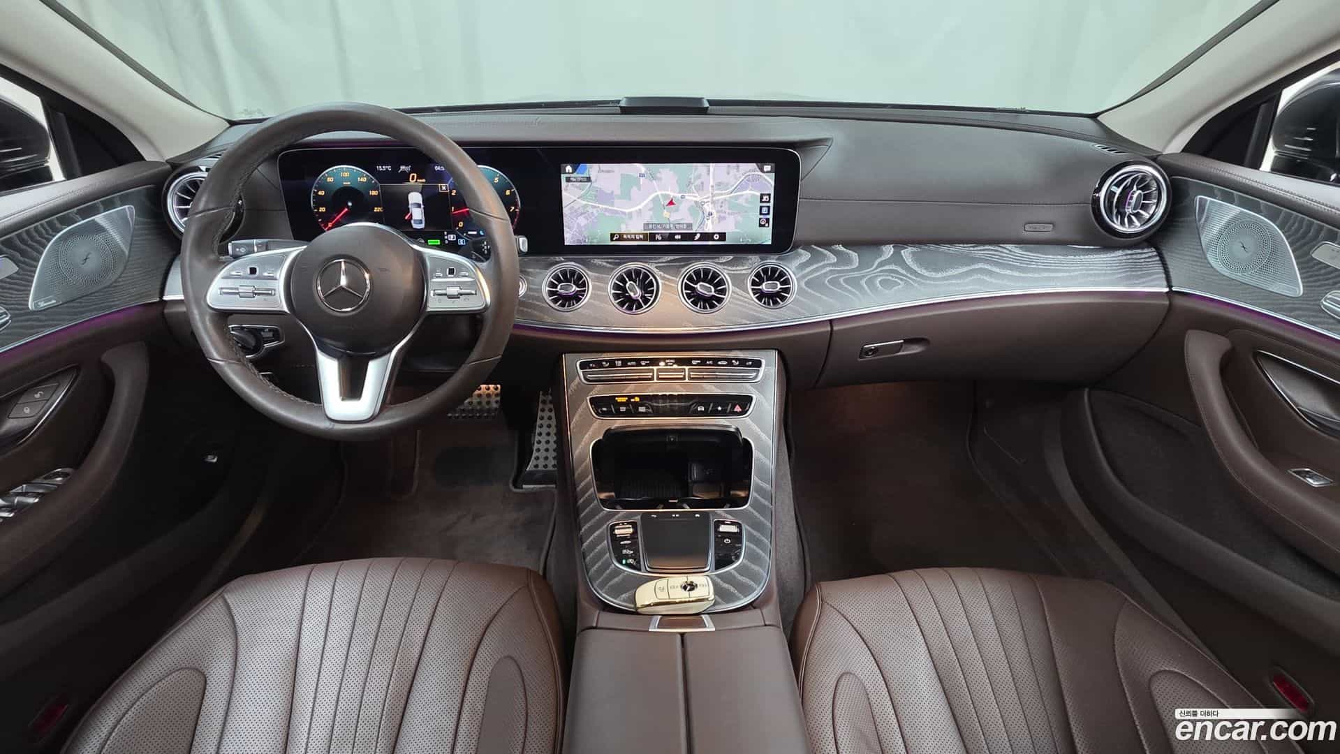 CLS-Class Mercedes-Benz 2021.2-INNER-007