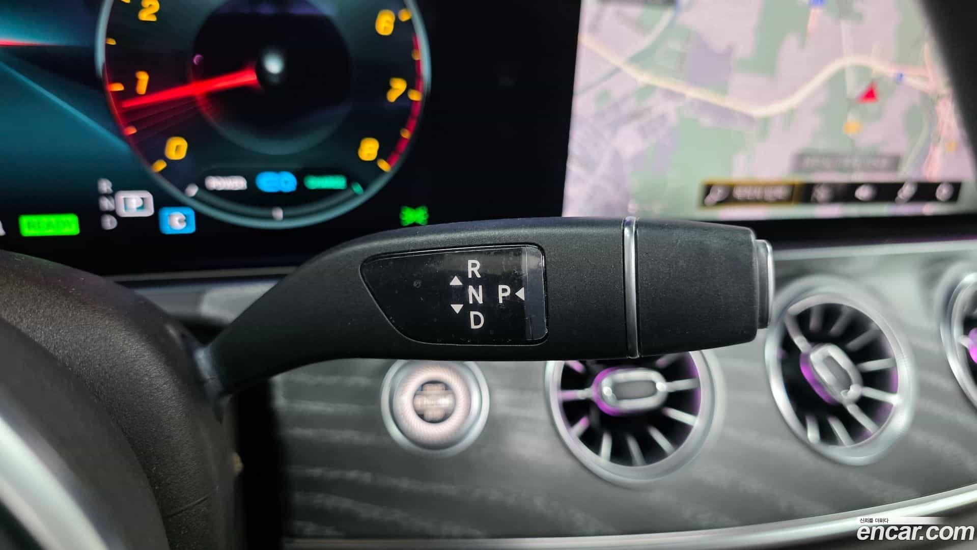 CLS-Class Mercedes-Benz 2021.2-INNER-009