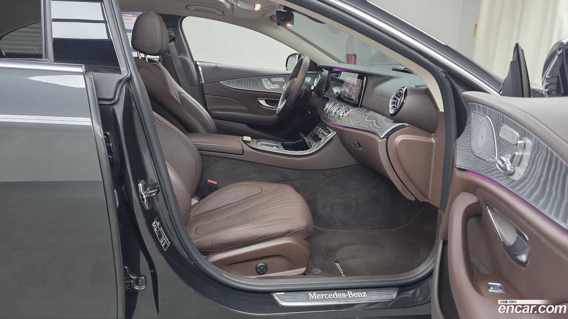 CLS-Class Mercedes-Benz 2021.2-OPTION-015
