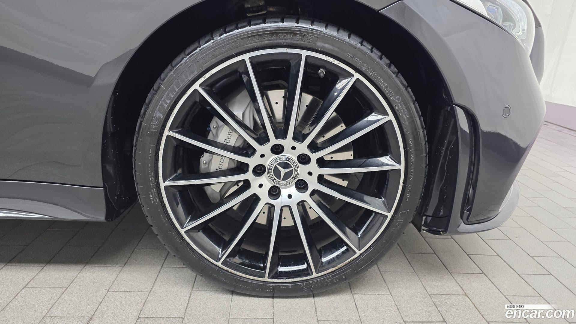 Main__Slider__Photo:CLS-Class Mercedes-Benz 2021.2-20