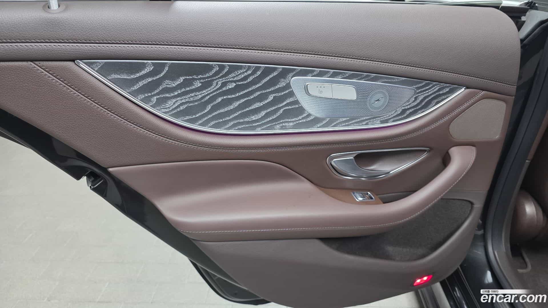 CLS-Class Mercedes-Benz 2021.2-INNER-035