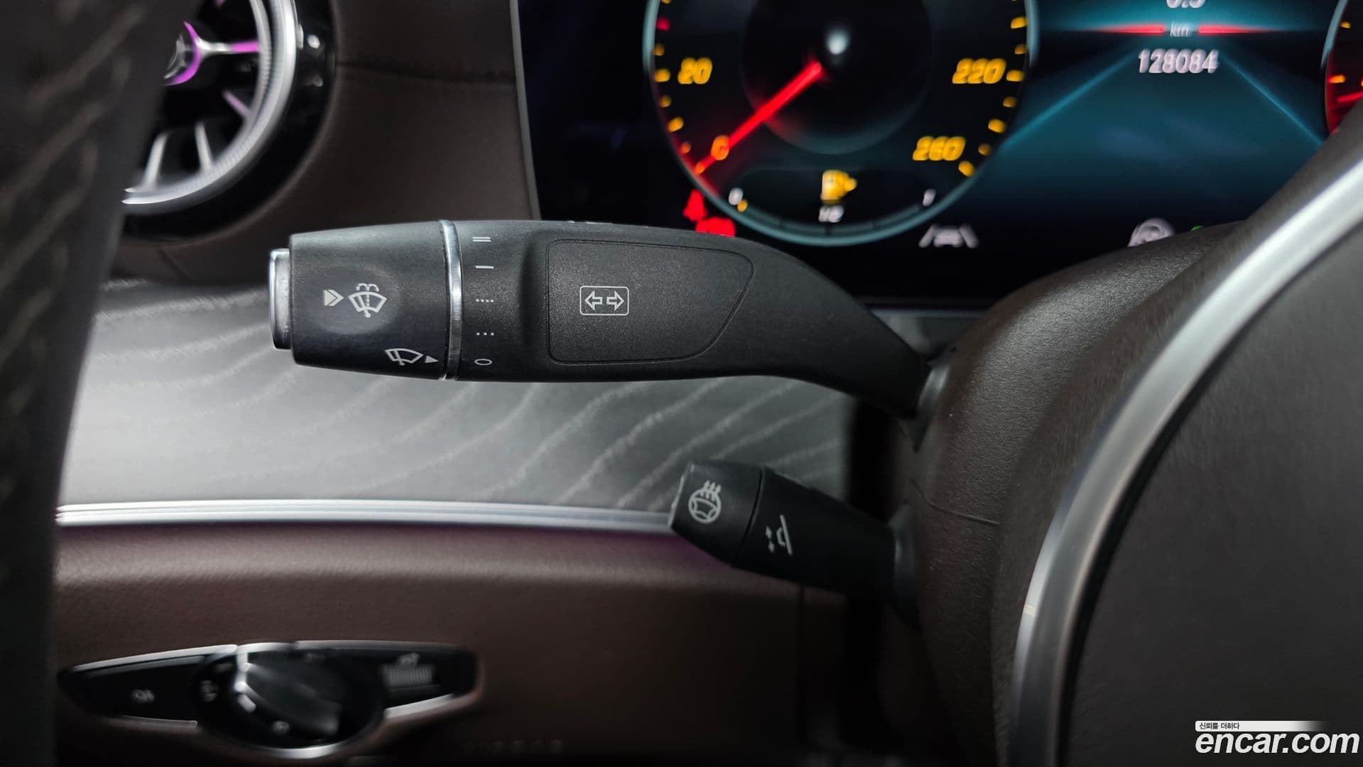 Main__Slider__Photo:CLS-Class Mercedes-Benz 2021.2-28