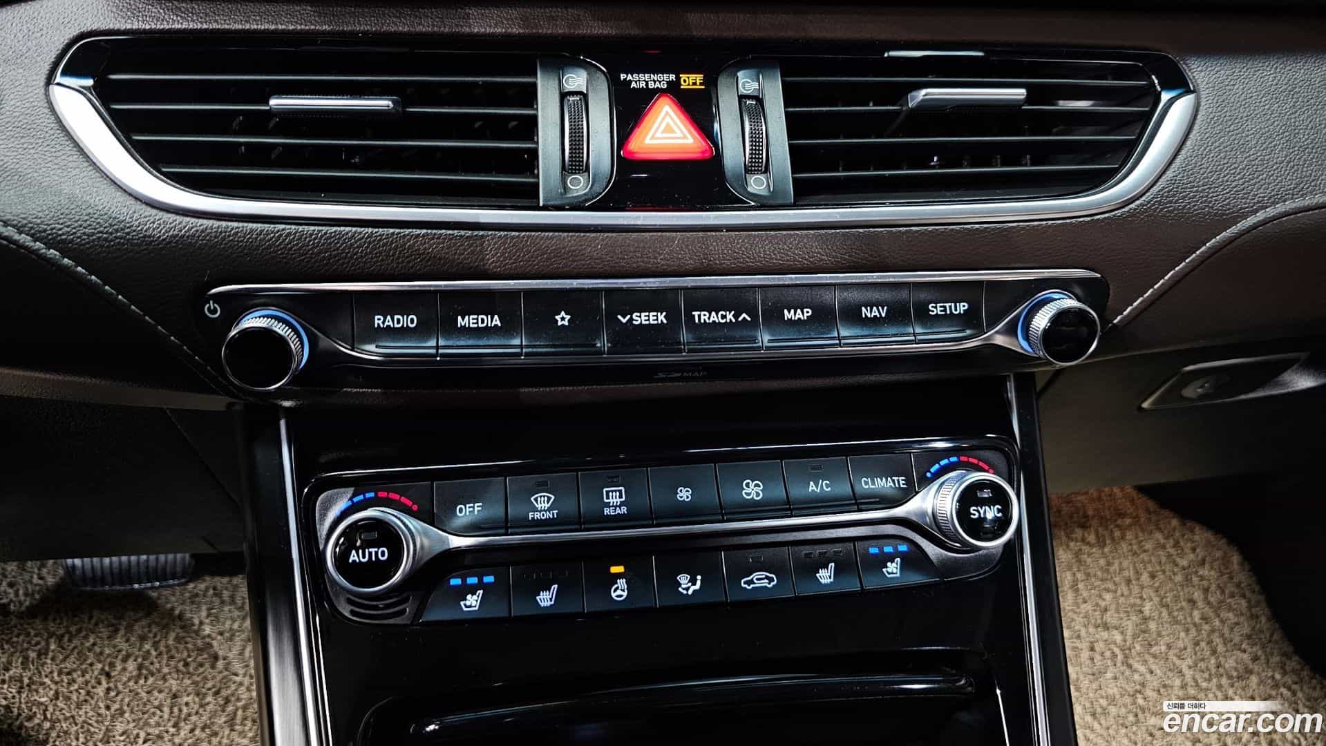Grandeur Hyundai 2017.4-OPTION-042