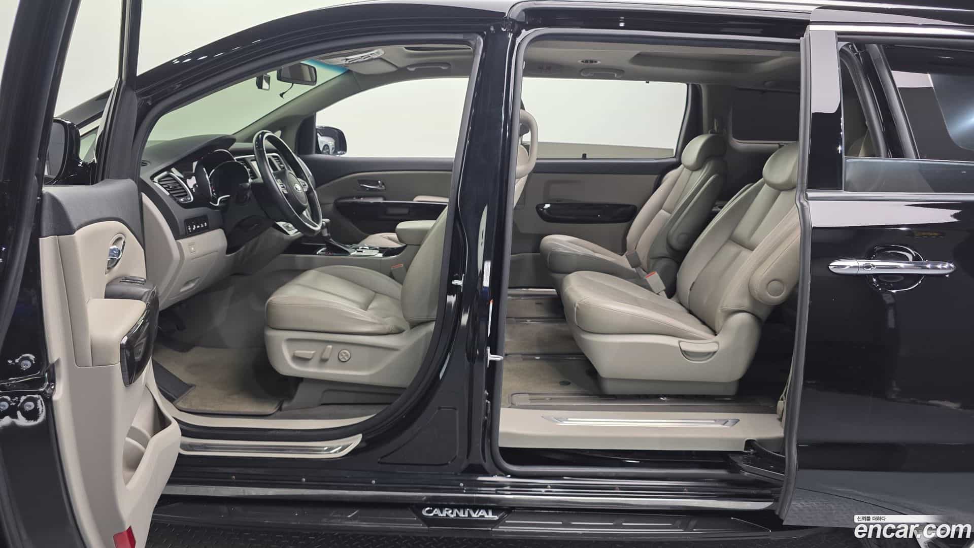 Canival Kia 2020.2-OPTION-021