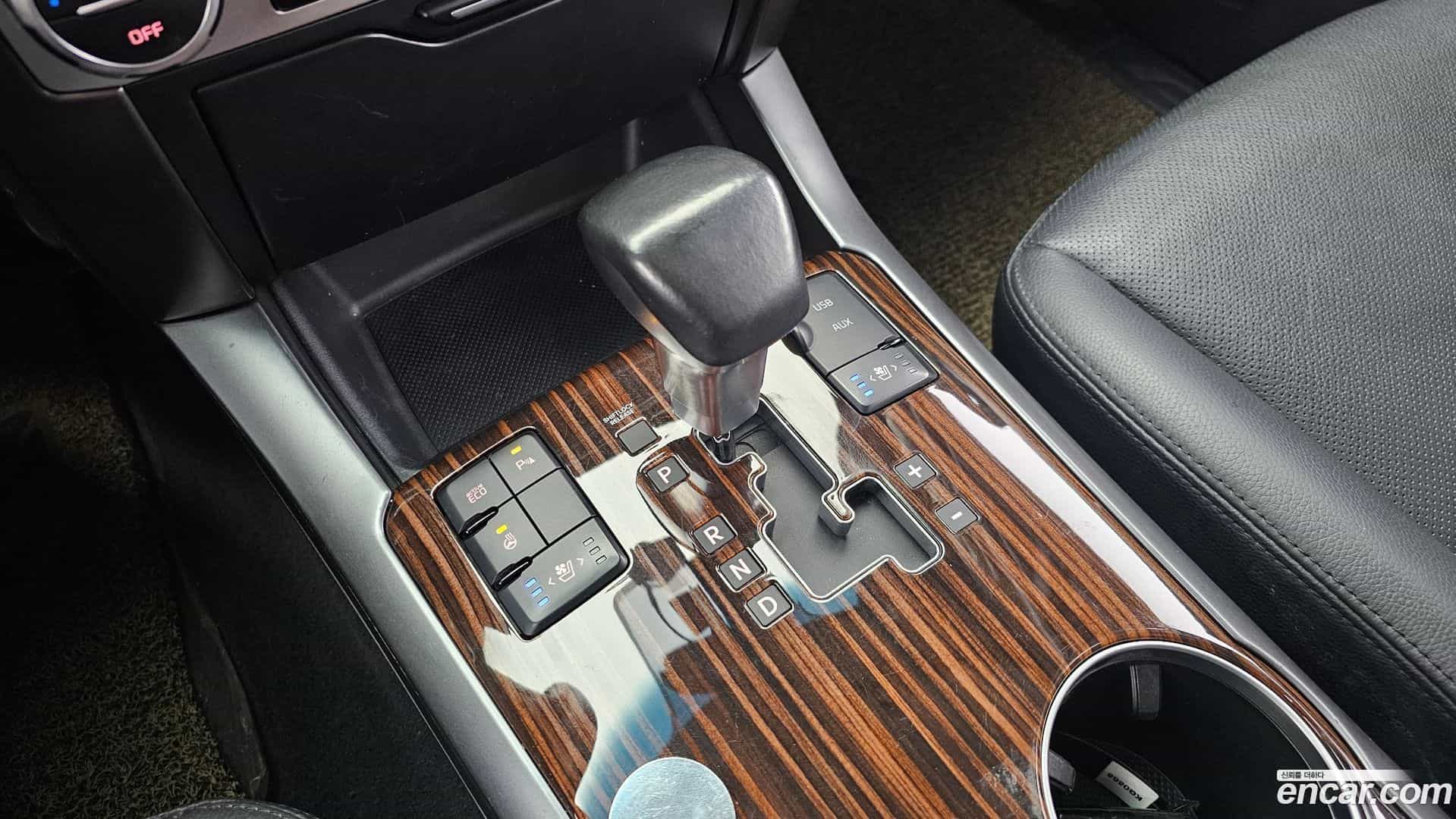 Mohave Kia 2019.0-INNER-009