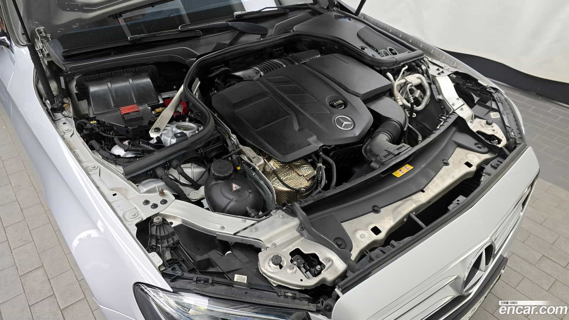 E-Class Mercedes-Benz 2017.7-OUTER-006