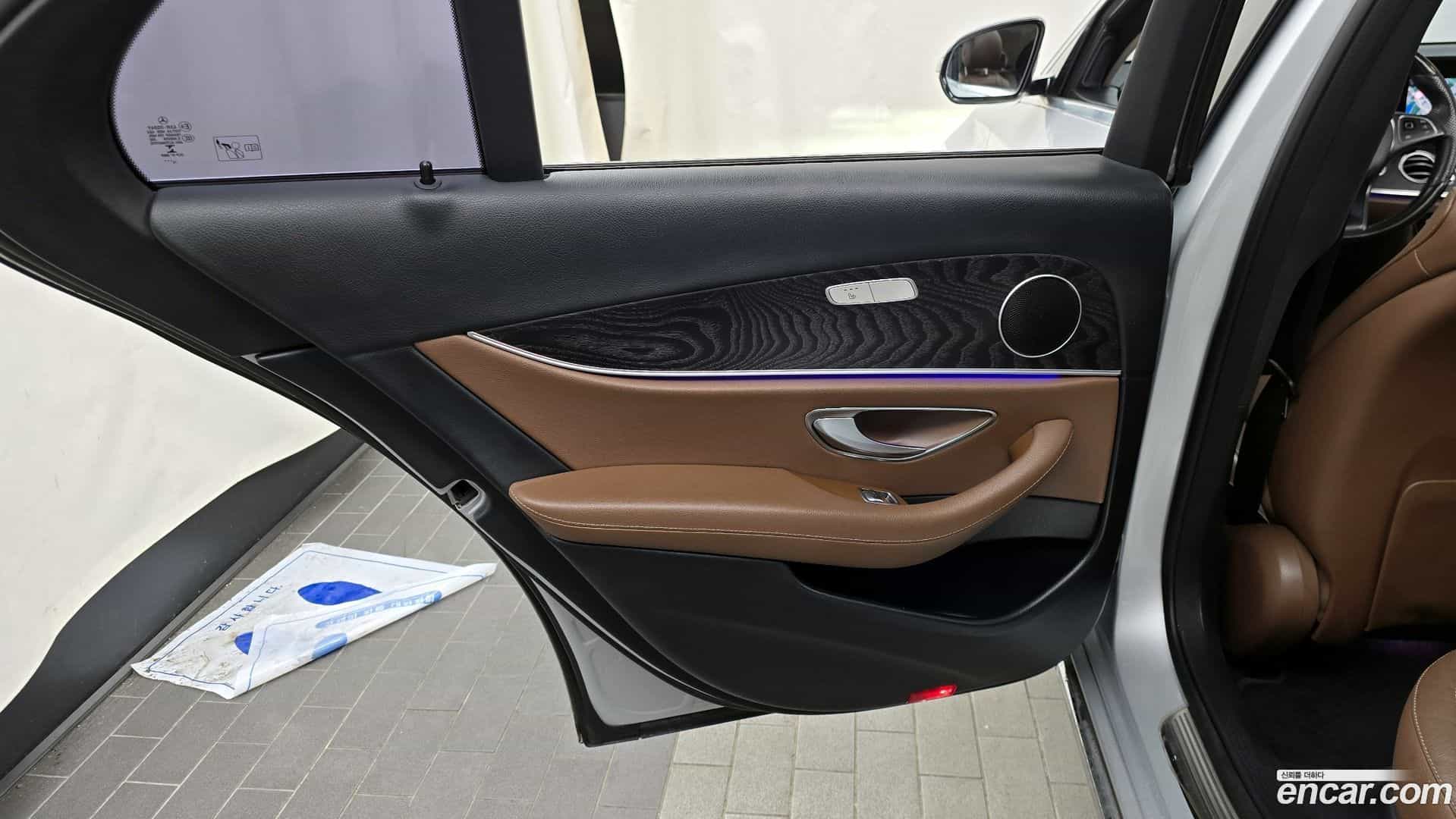 E-Class Mercedes-Benz 2017.7-INNER-035