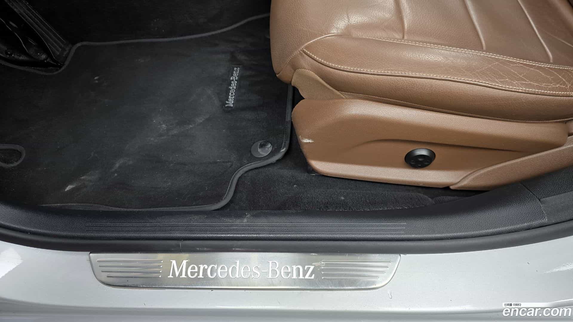 E-Class Mercedes-Benz 2017.7-INNER-036