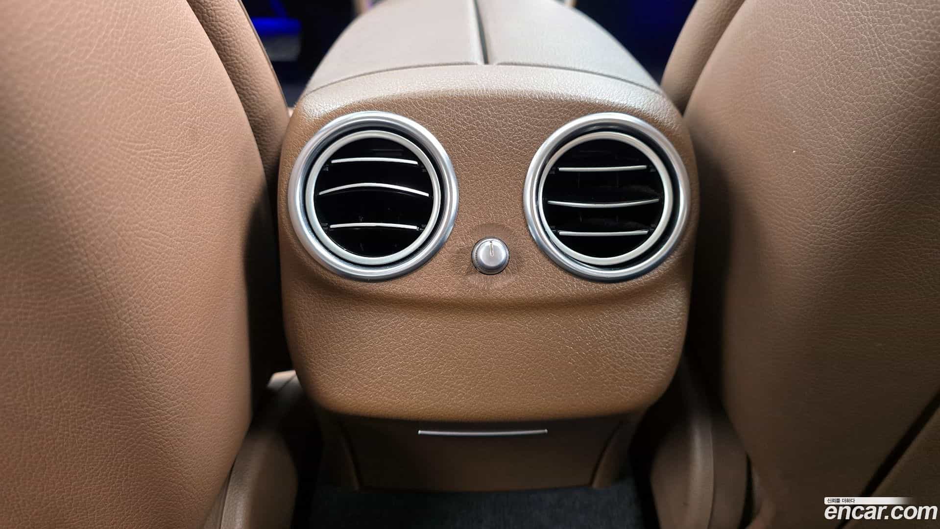 E-Class Mercedes-Benz 2017.7-OPTION-045