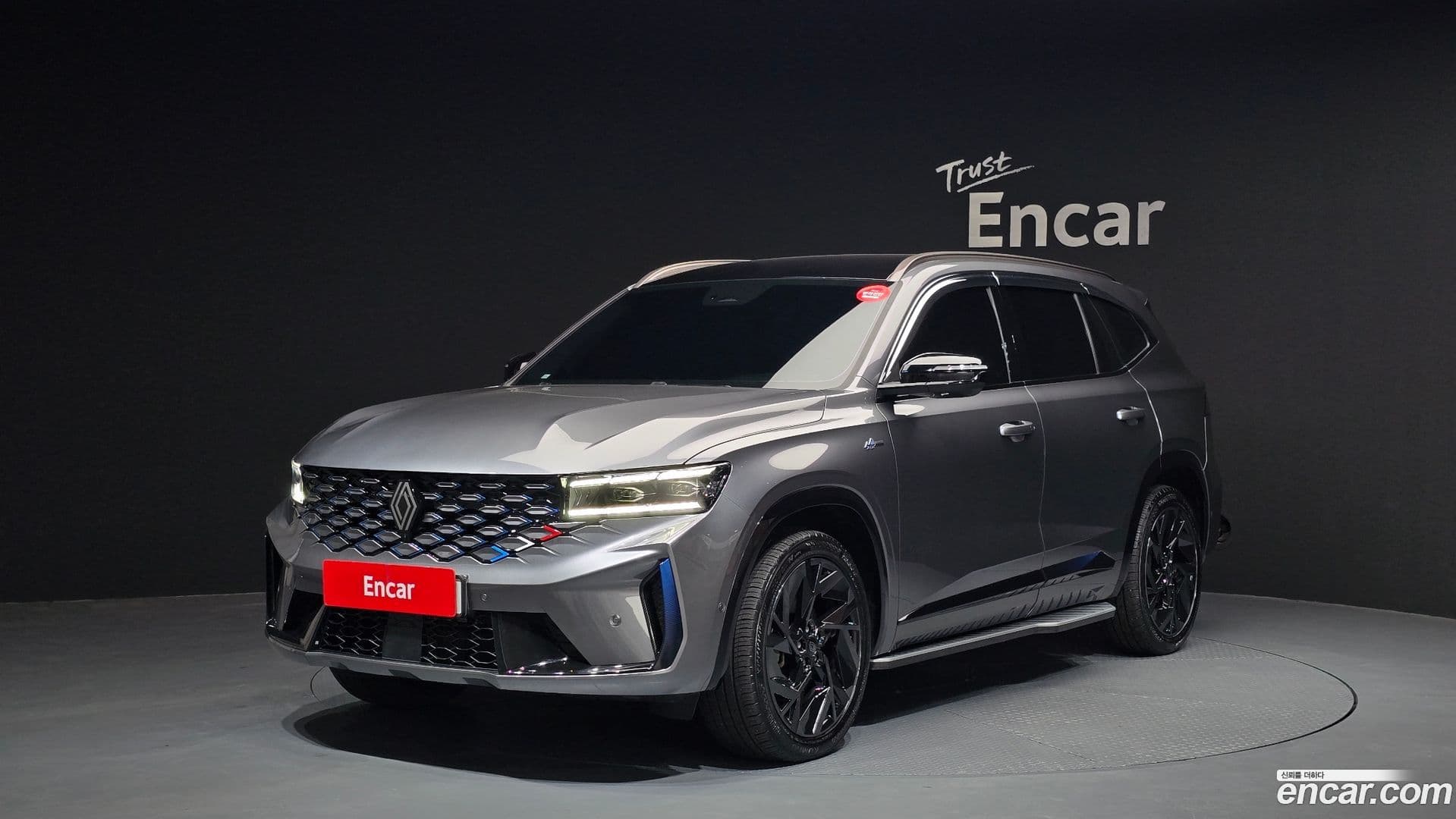 Main__Slider__Photo:Grand Koleos Renault Korea 2024.10-0