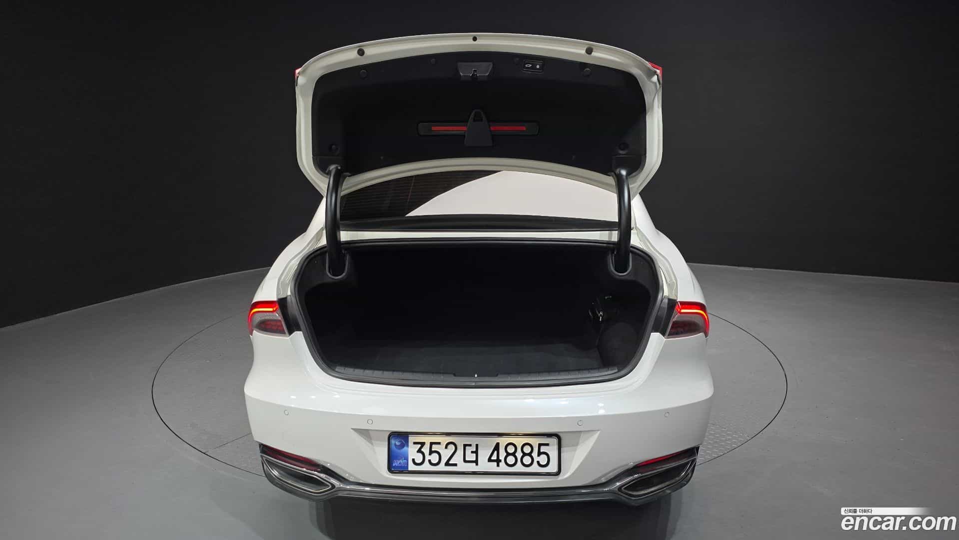 Grandeur Hyundai 2021.1-OPTION-024
