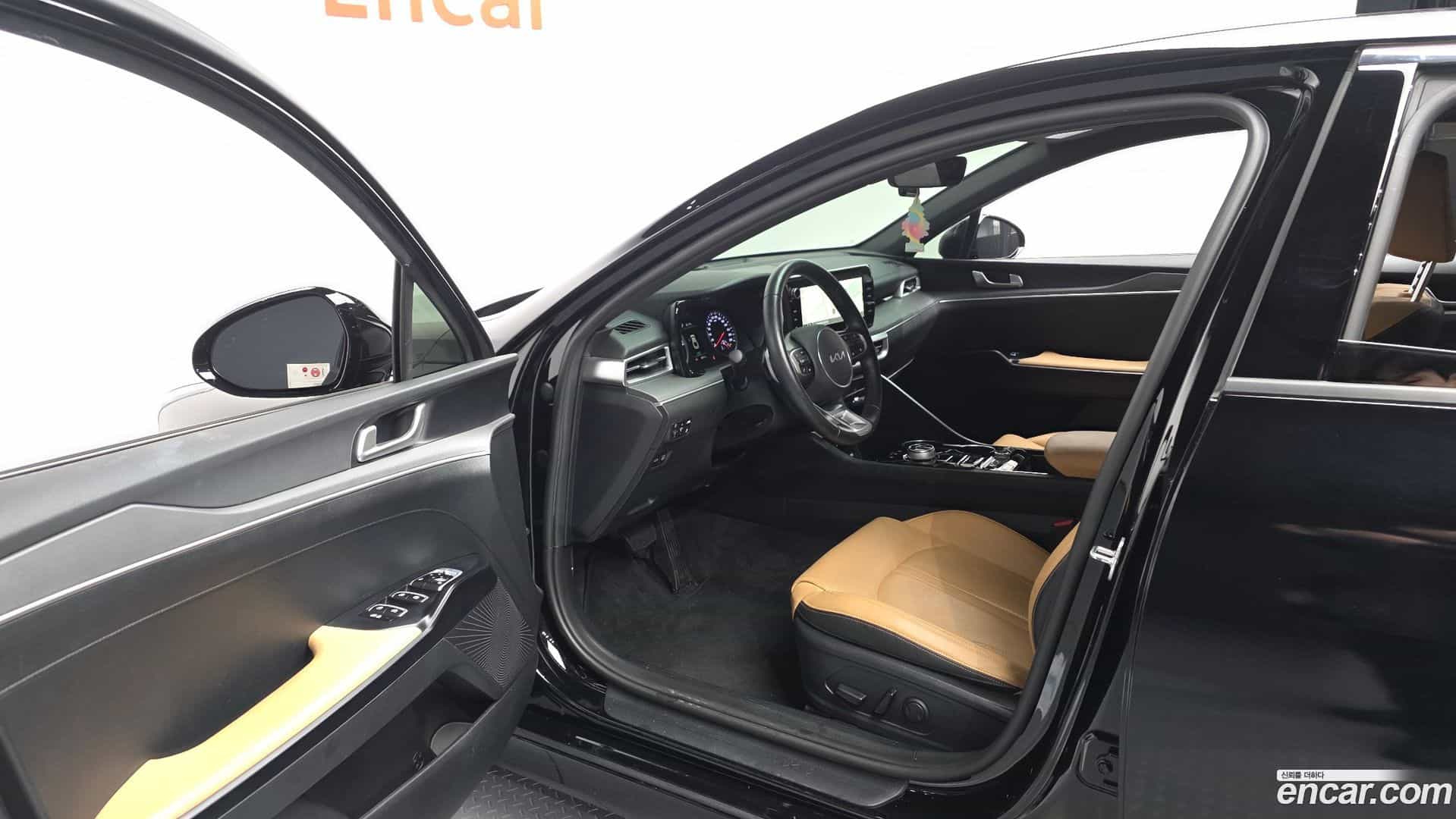 K5 Kia 2023.2-INNER-010