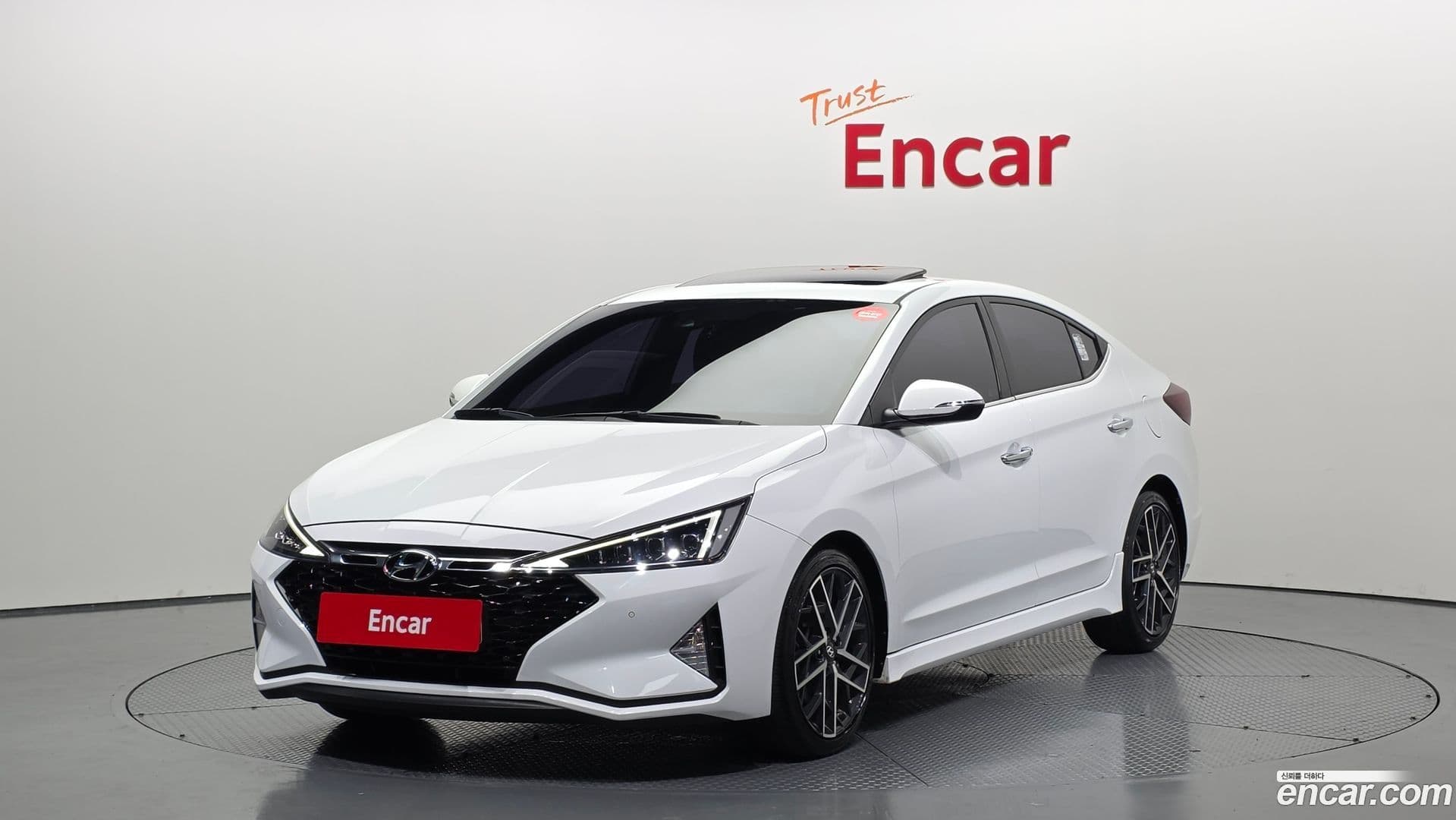 Main__Slider__Photo:AVANTE Hyundai 2018.11-0