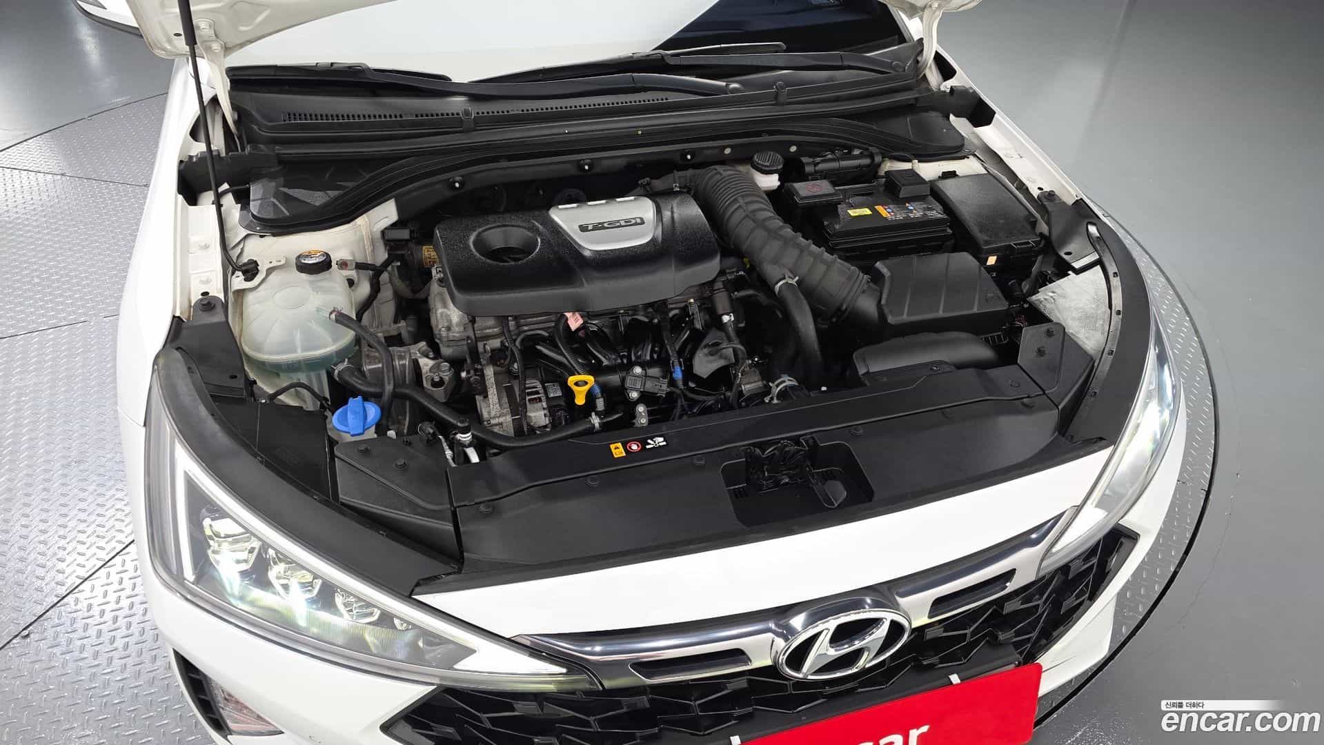 AVANTE Hyundai 2018.11-OUTER-006