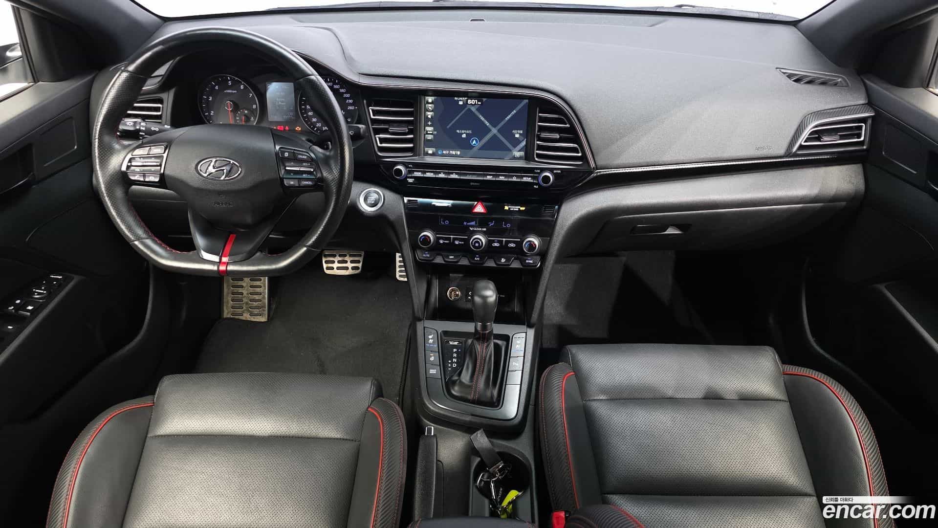 AVANTE Hyundai 2018.11-INNER-007