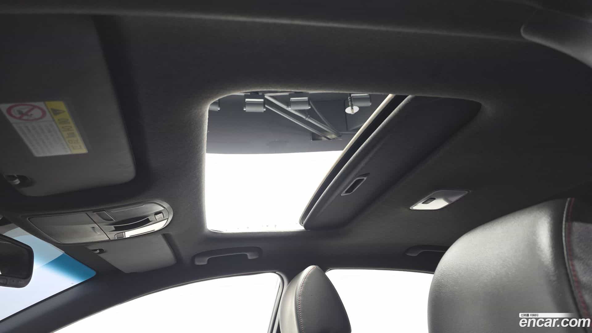 AVANTE Hyundai 2018.11-OPTION-021