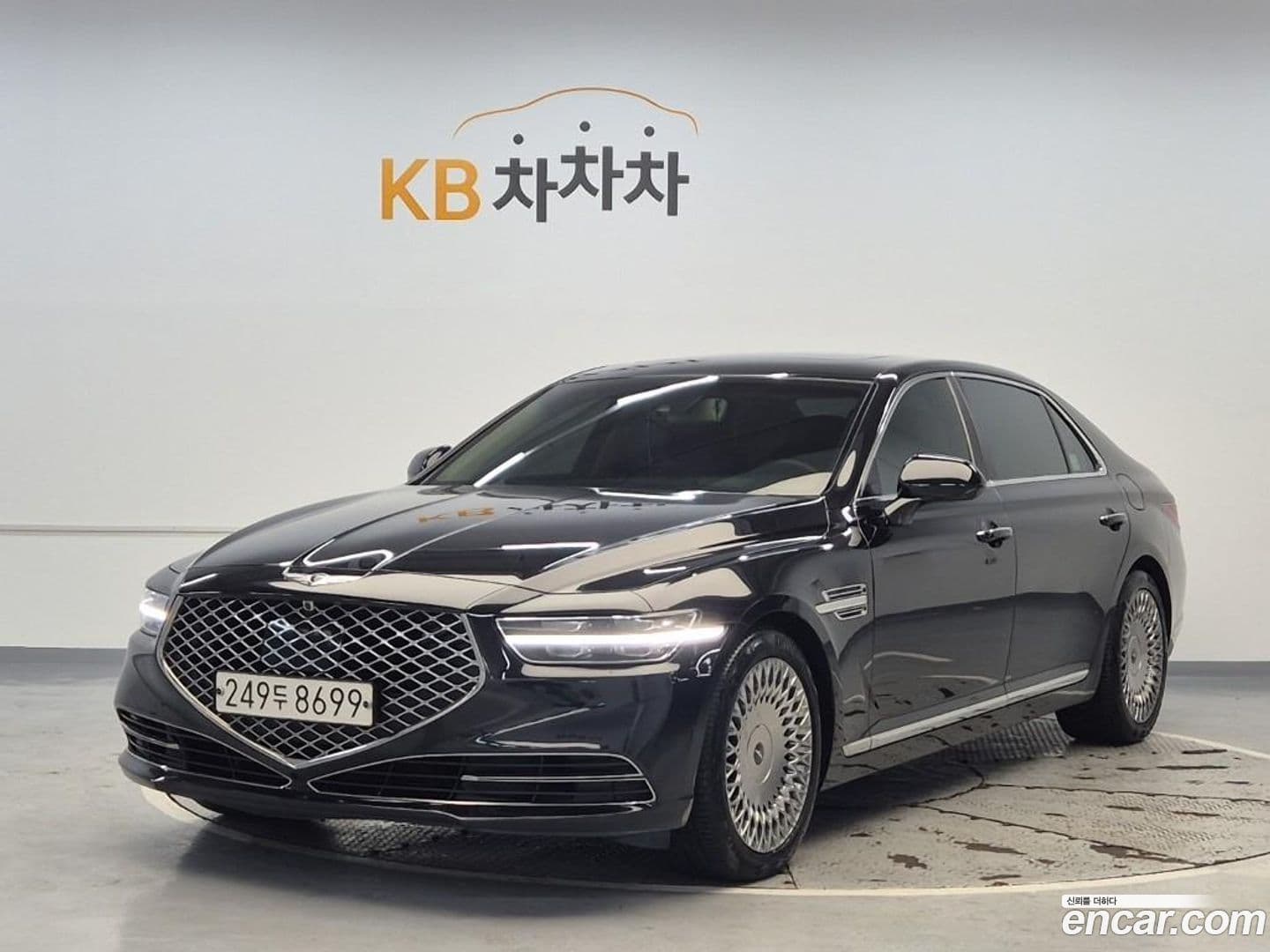 Main__Slider__Photo:G90 Genesis 2020.7-0