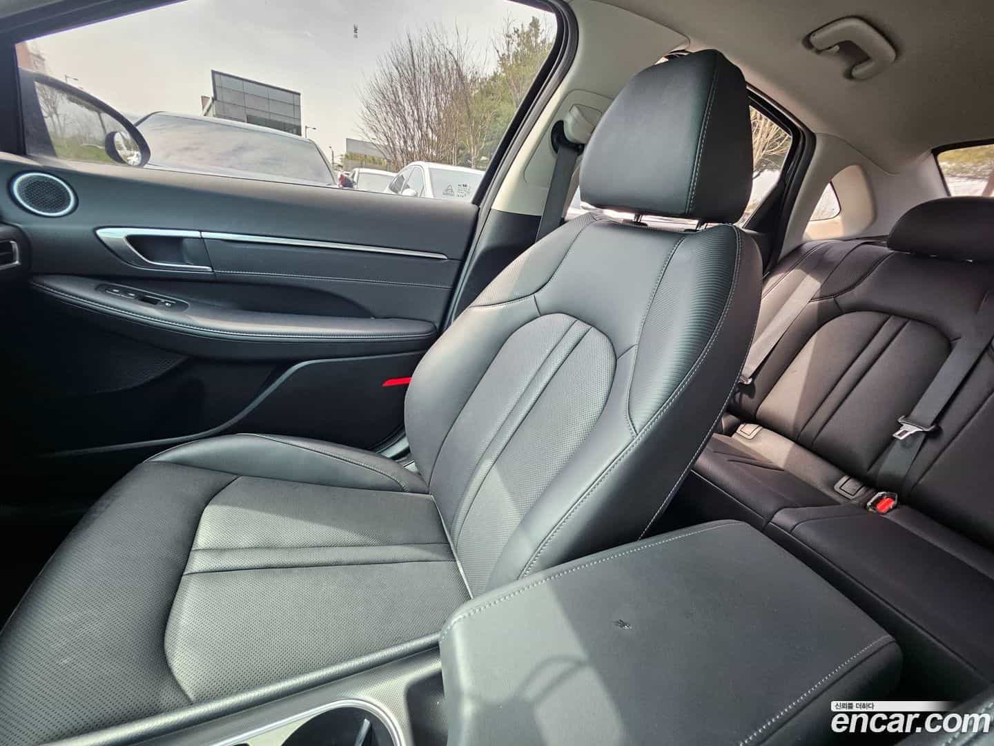 Sonata Hyundai 2022.8-OPTION-021