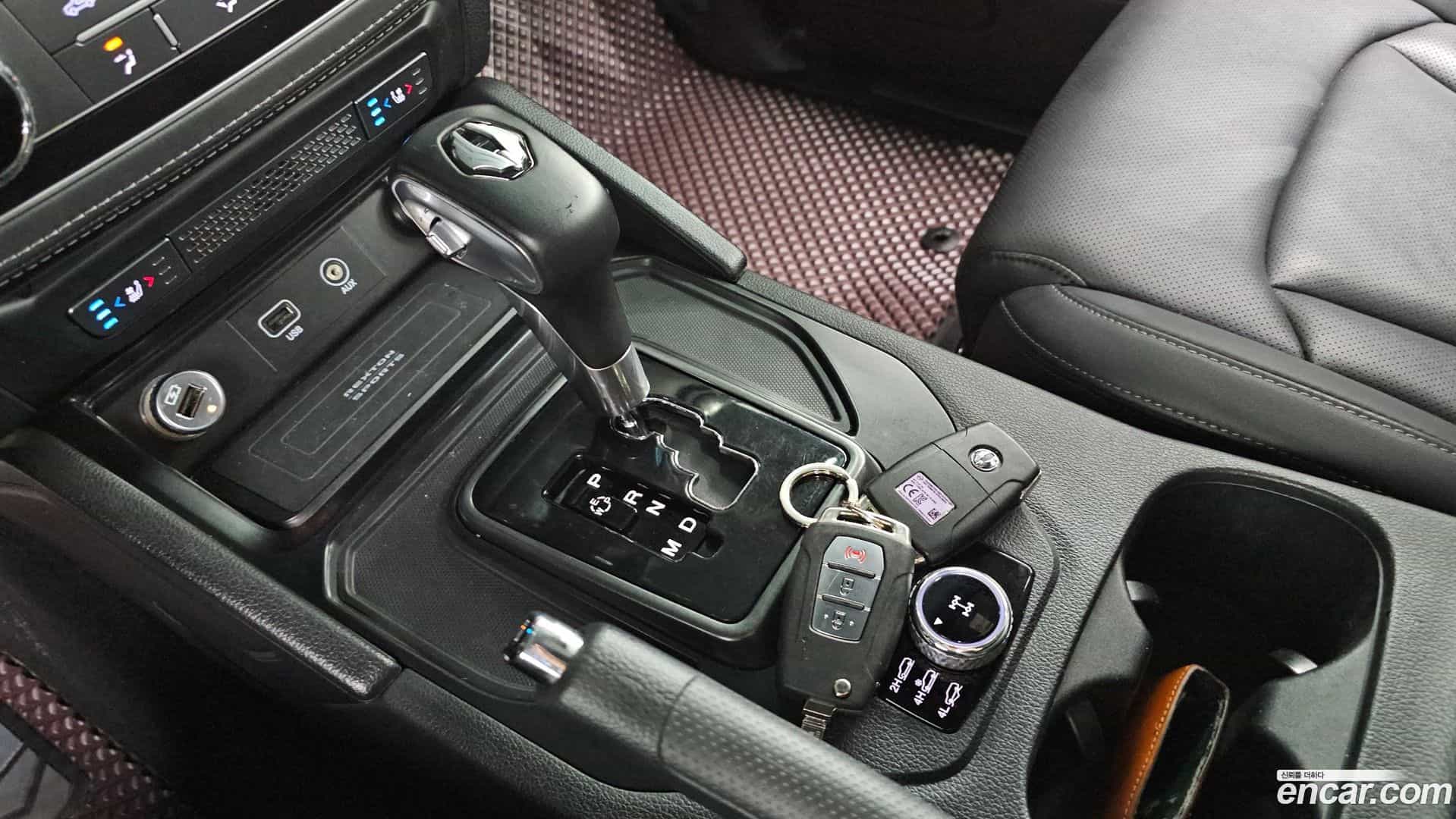 Rexton KG Mobility 2020.7-INNER-009