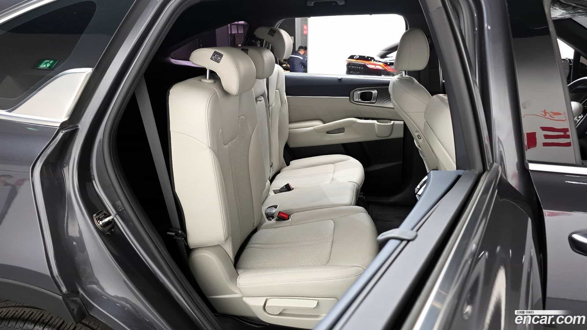 Sorento Kia 2021.4-INNER-036