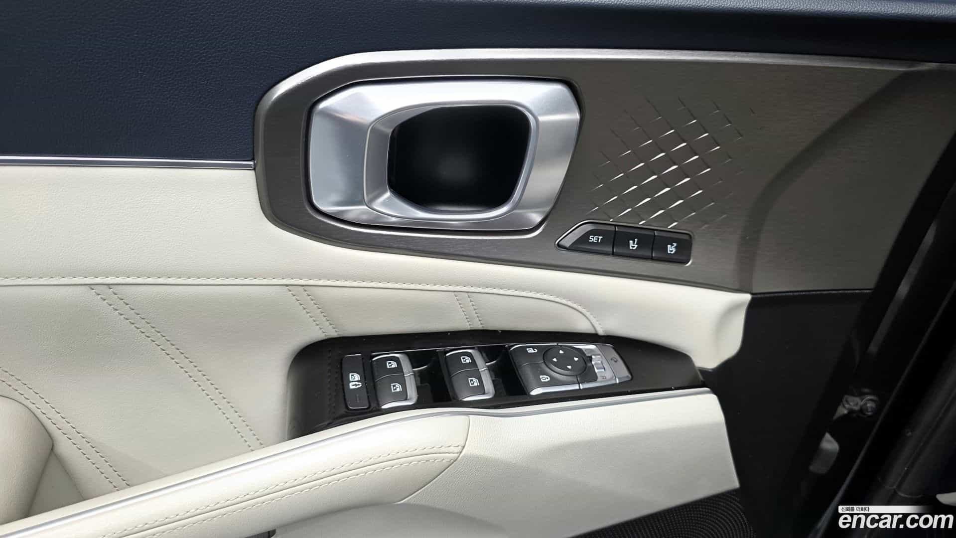 Sorento Kia 2021.4-OPTION-041