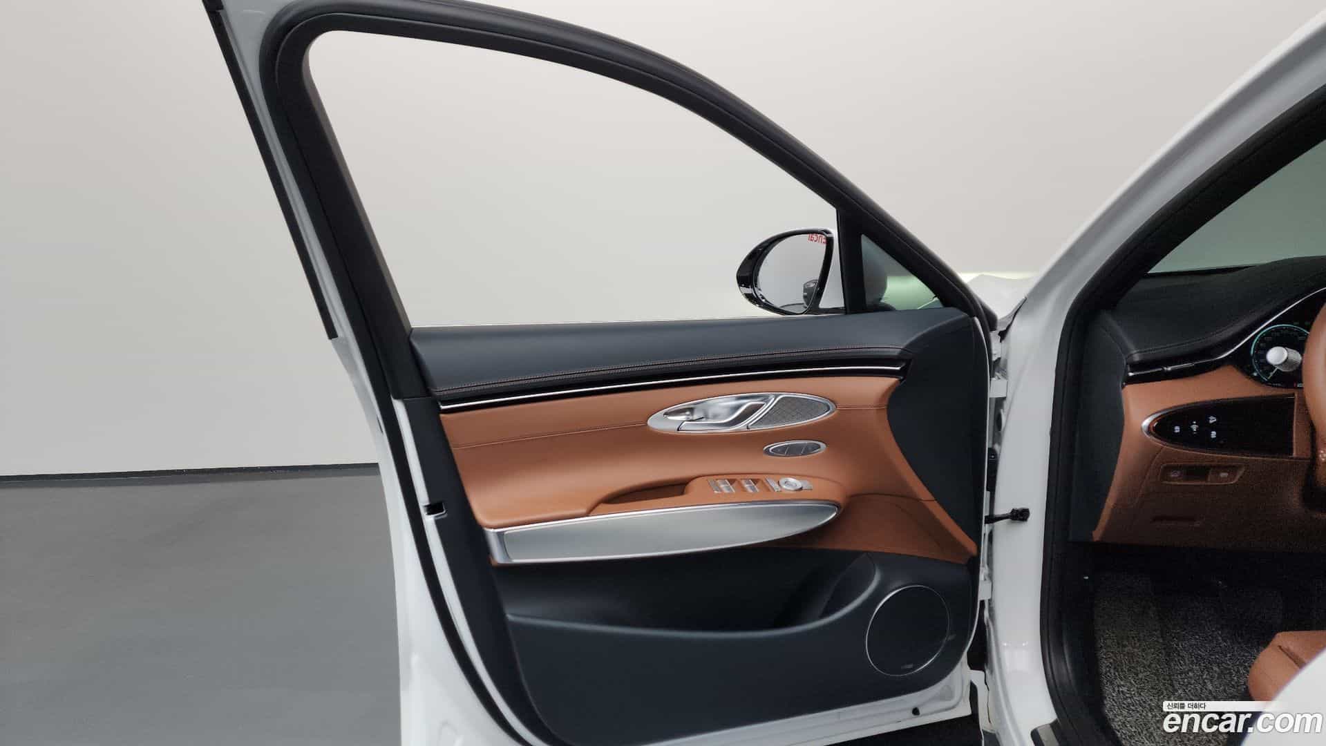 GV70 Genesis 2023.2-INNER-034