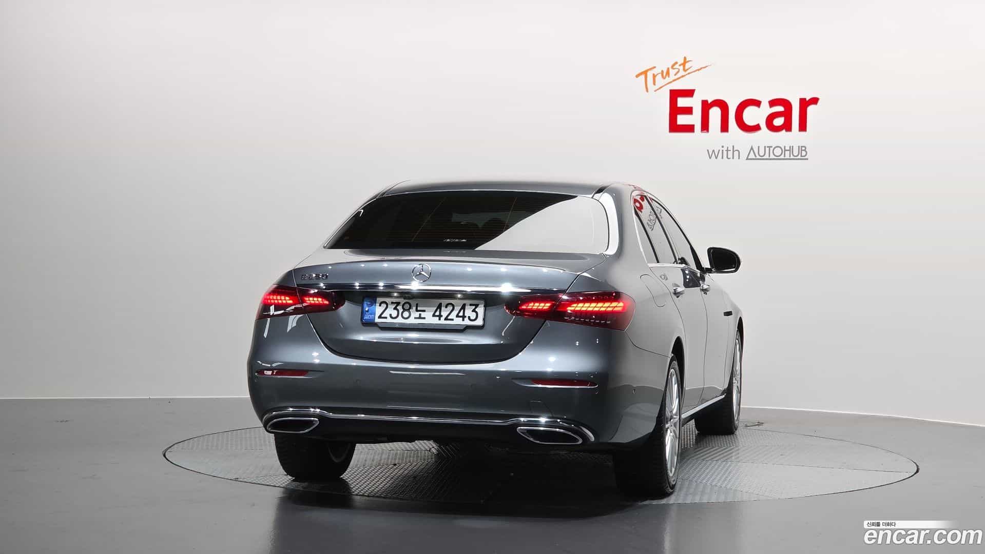 E-Class Mercedes-Benz 2021.9-OUTER-004