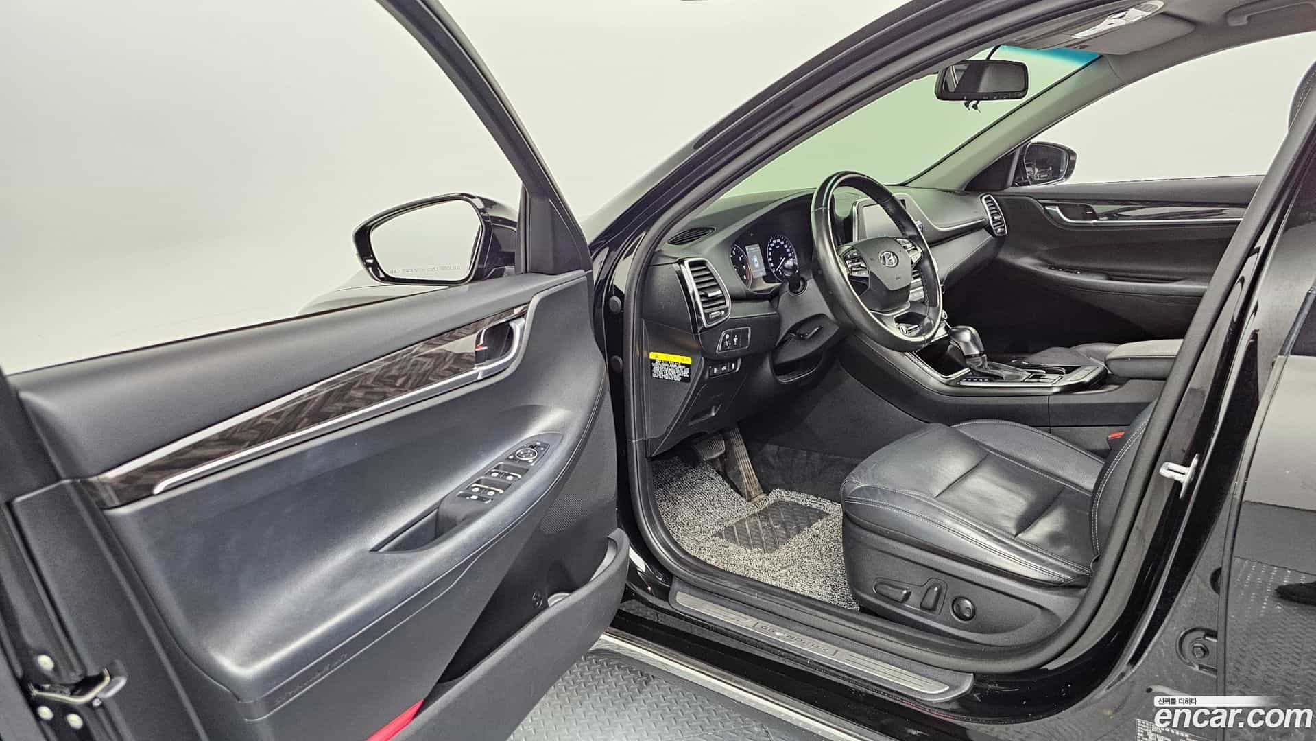 Grandeur Hyundai 2019.11-INNER-010