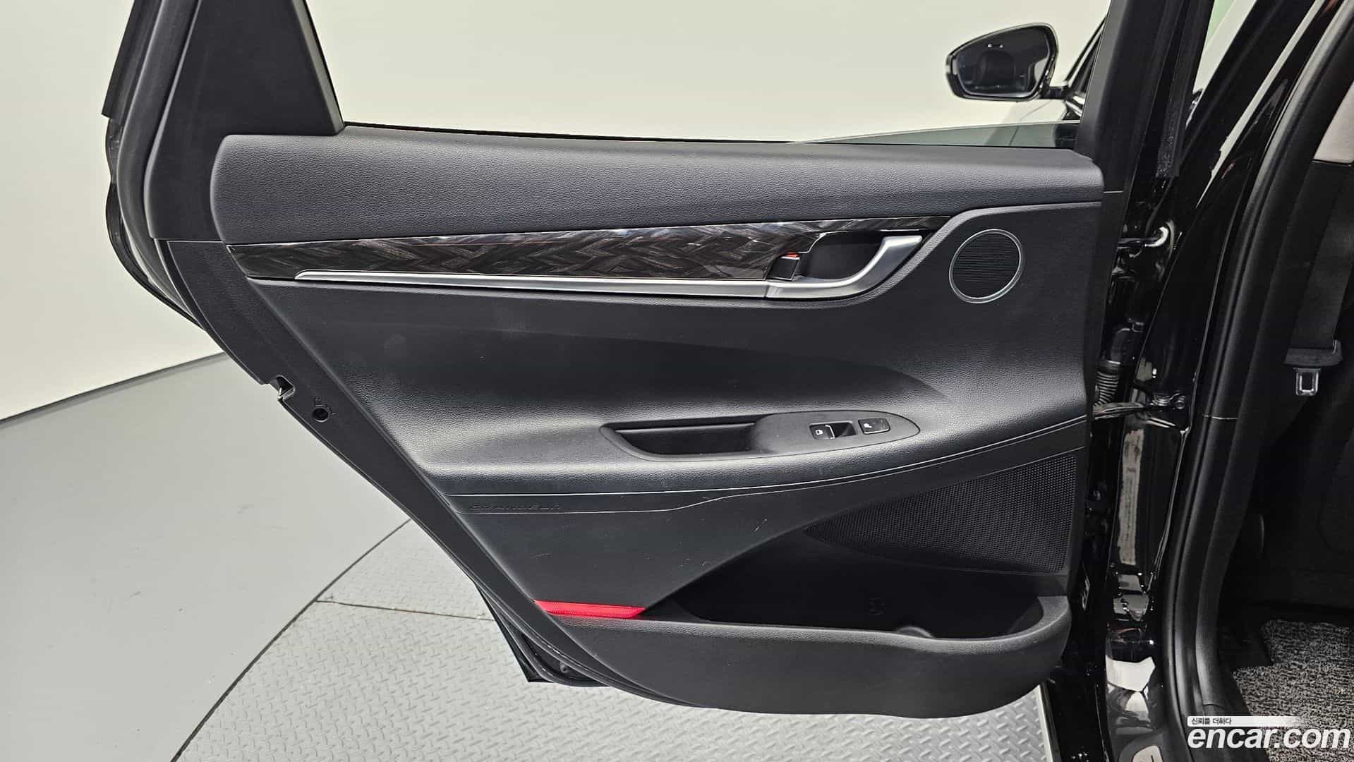 Grandeur Hyundai 2019.11-INNER-035
