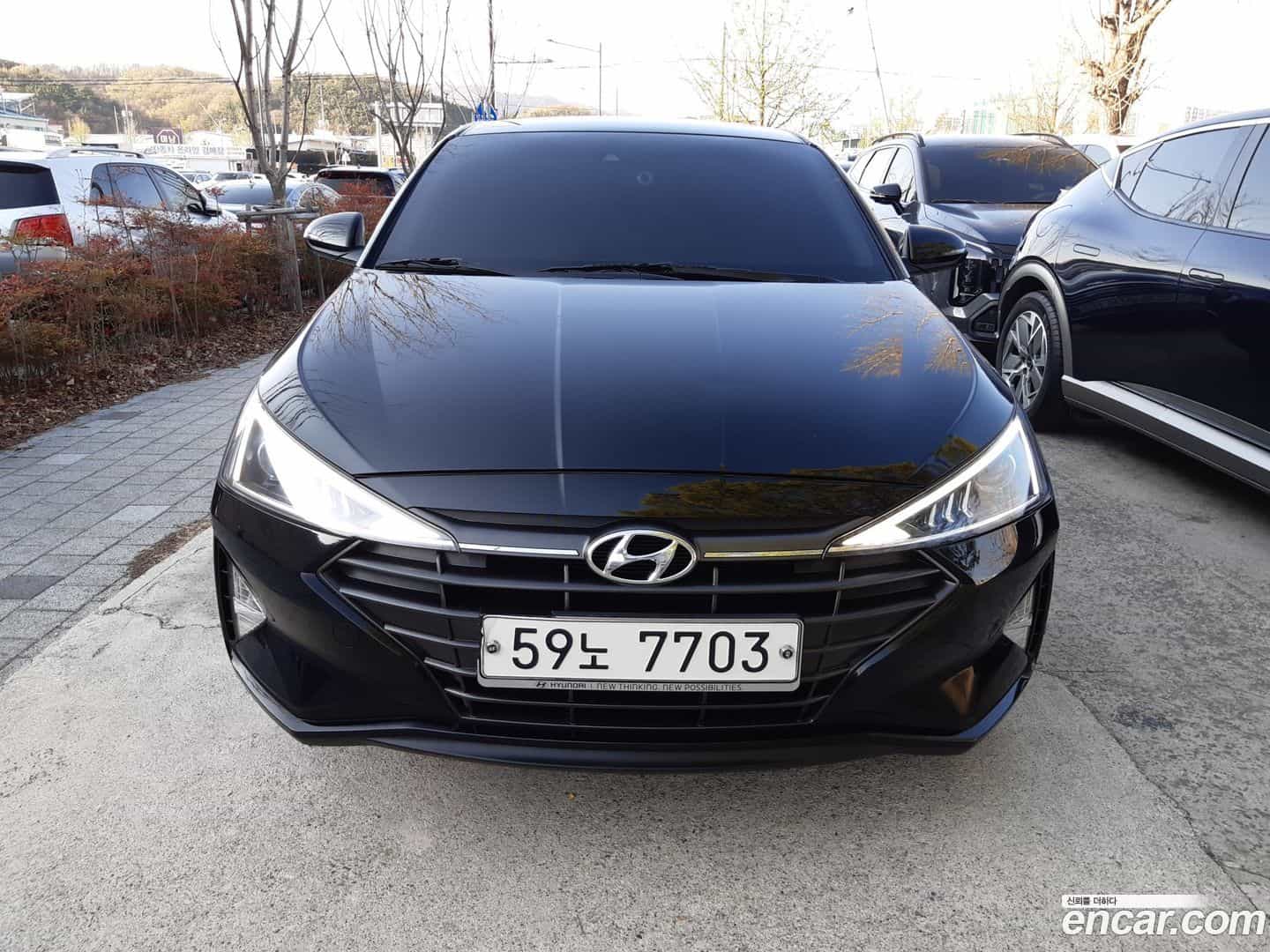 AVANTE Hyundai 2019.2-OUTER-003