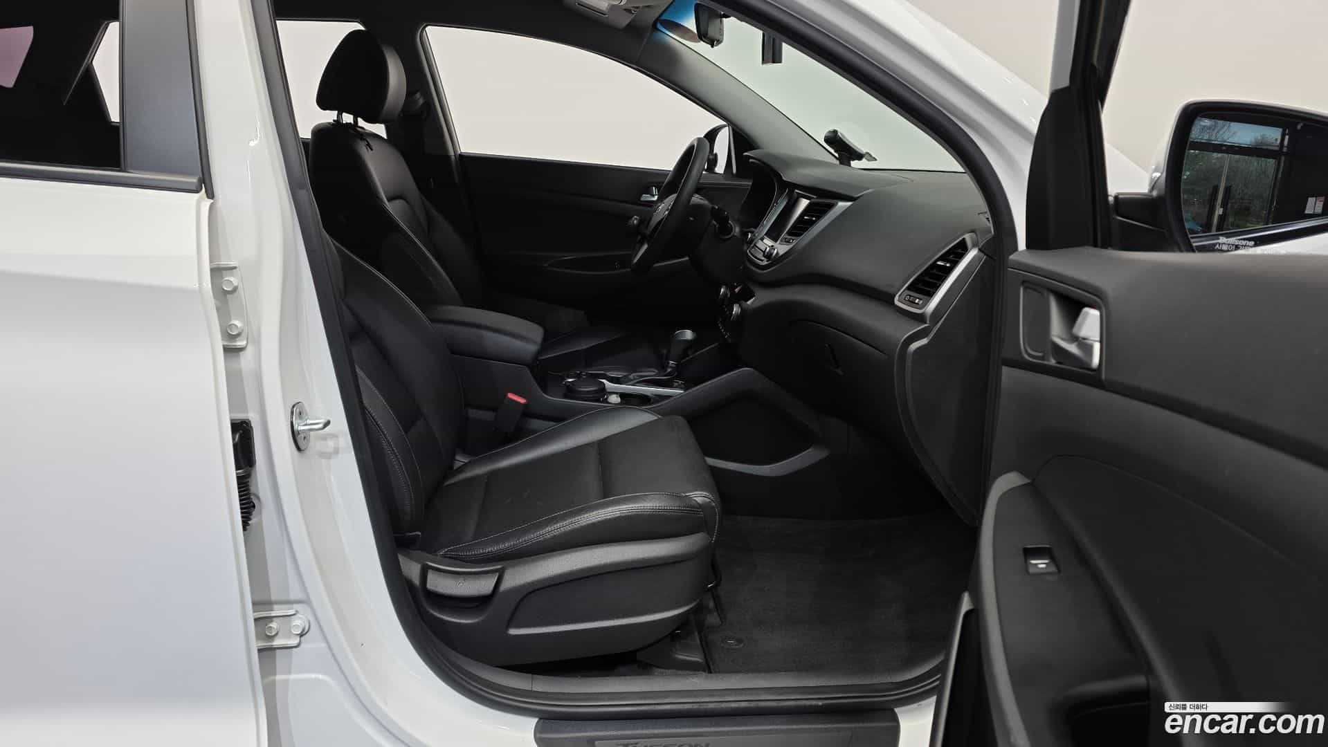 Tucson Hyundai 2016.5-OPTION-015
