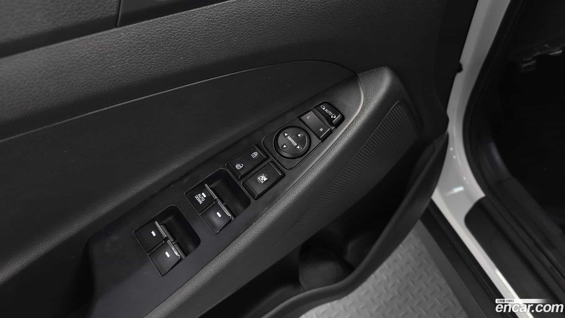 Tucson Hyundai 2016.5-OPTION-023