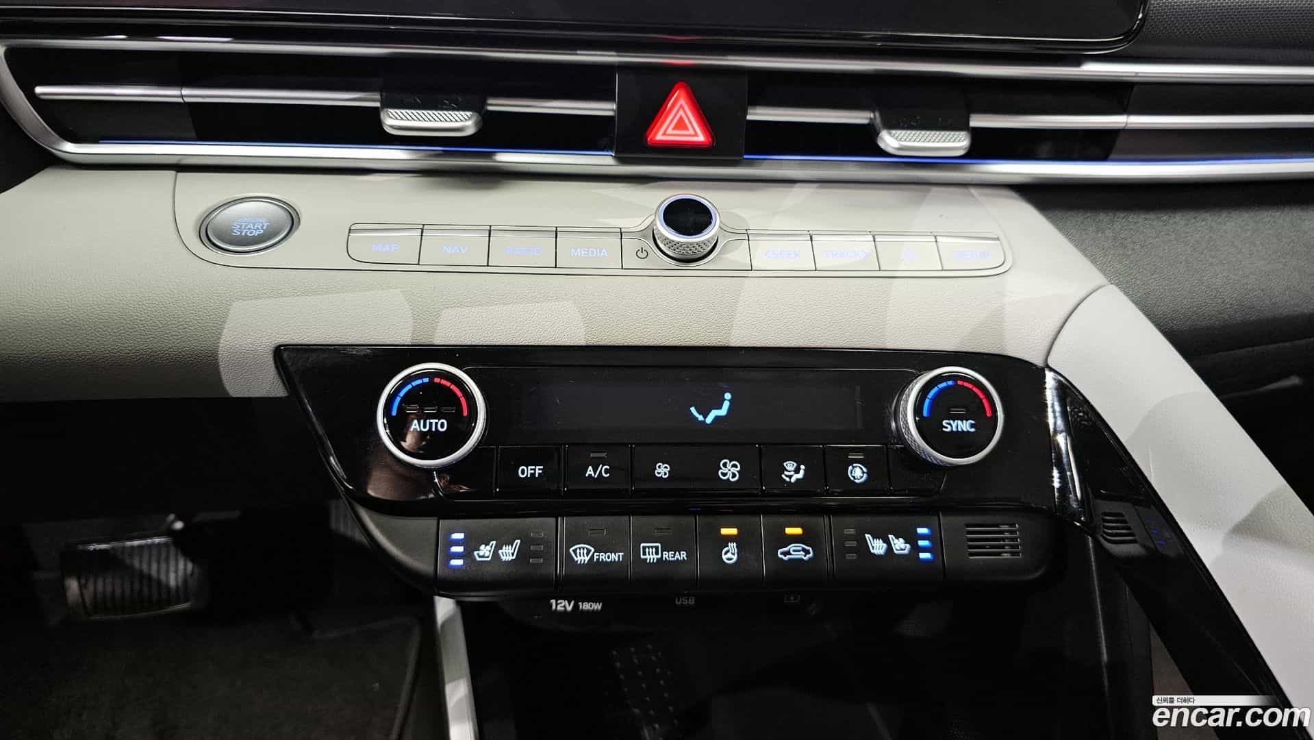 AVANTE Hyundai 2020.9-OPTION-024