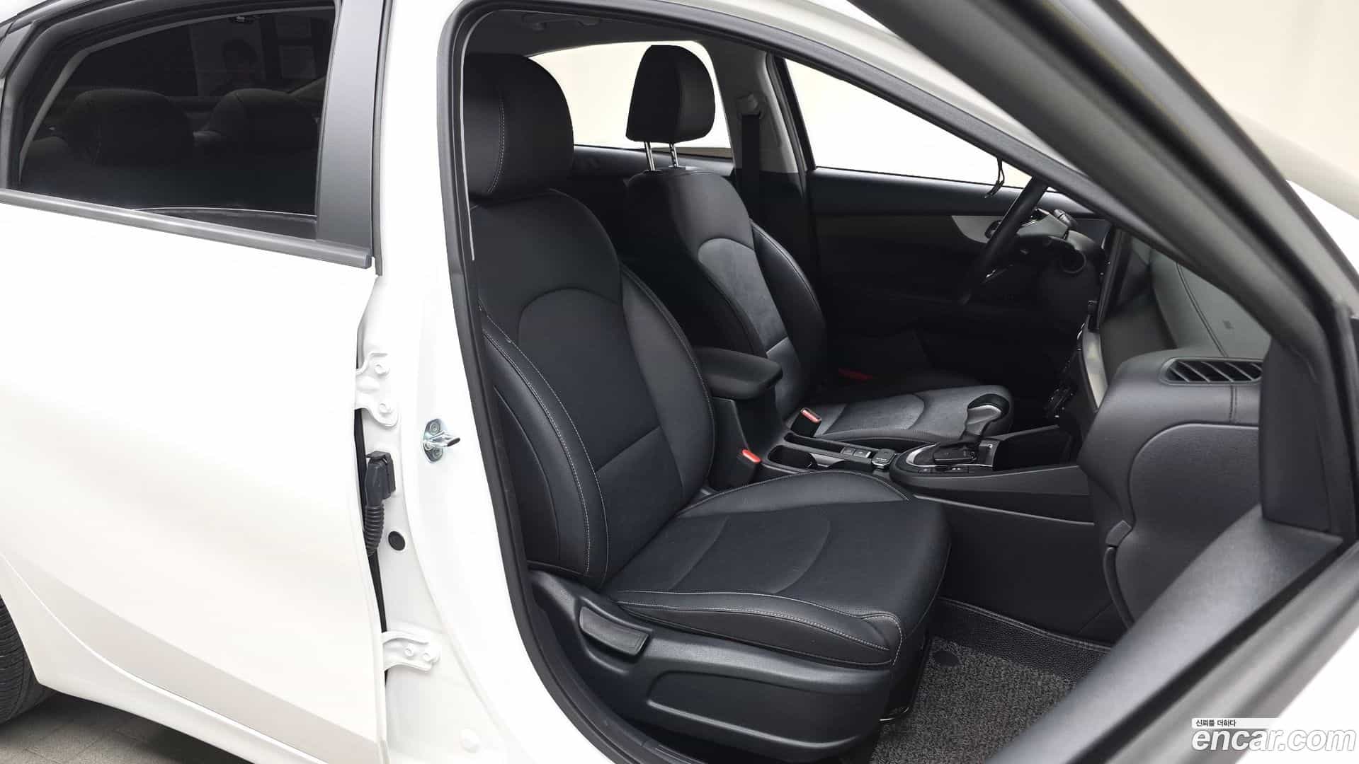 K3 Kia 2022.3-OPTION-016
