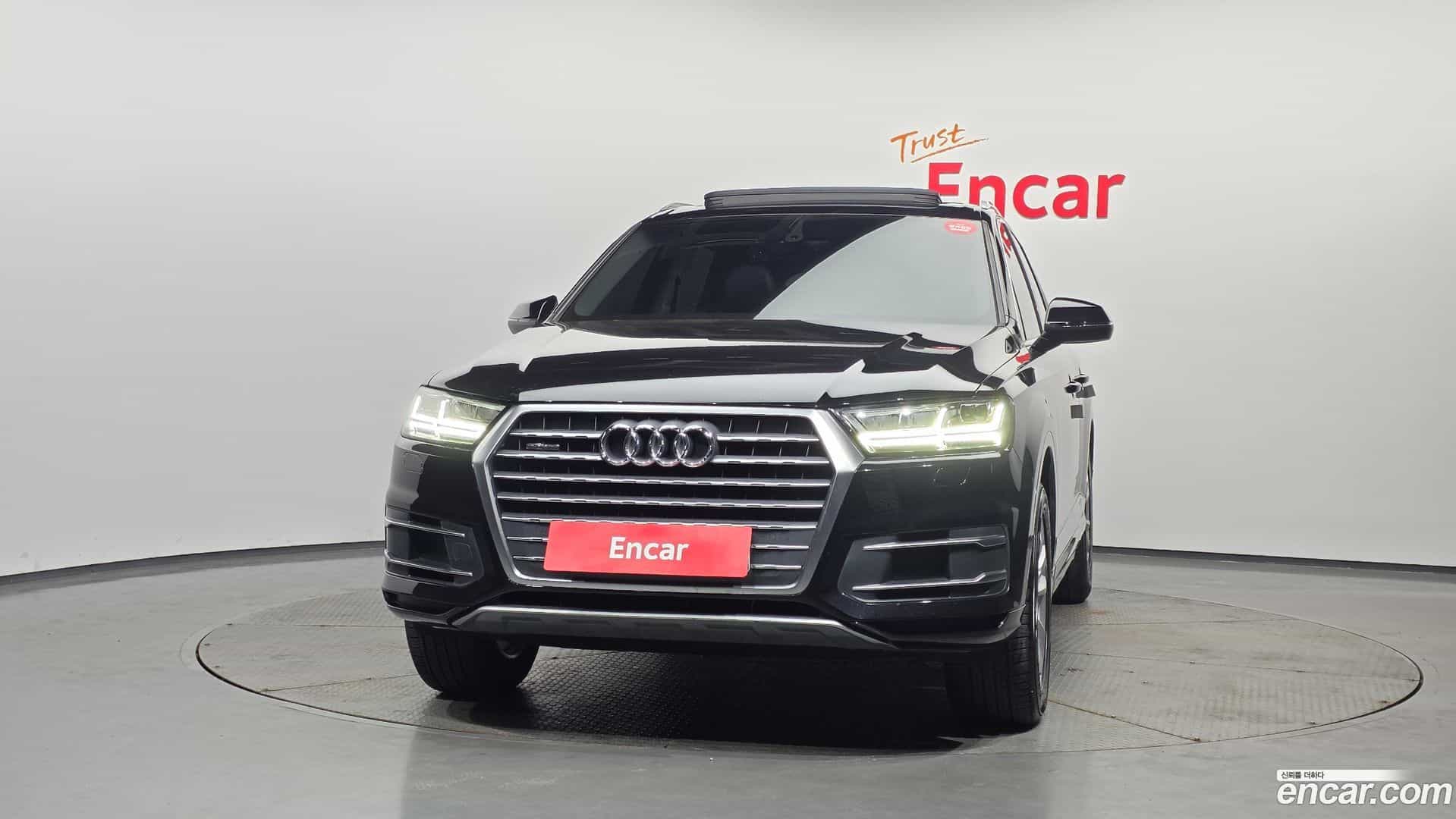 Q7 Audi 2019.10-OUTER-003