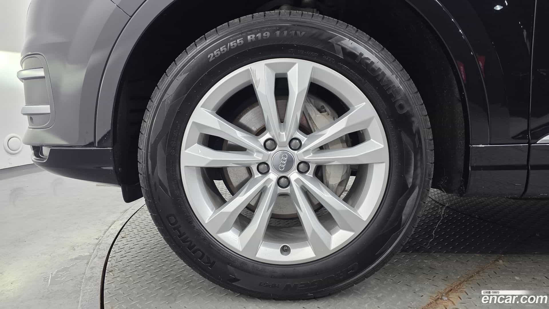 Q7 Audi 2019.10-OUTER-005