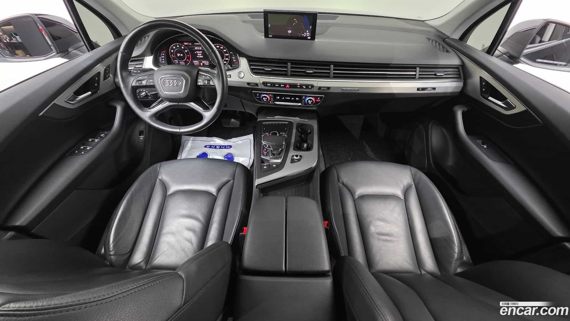 Q7 Audi 2019.10-INNER-007