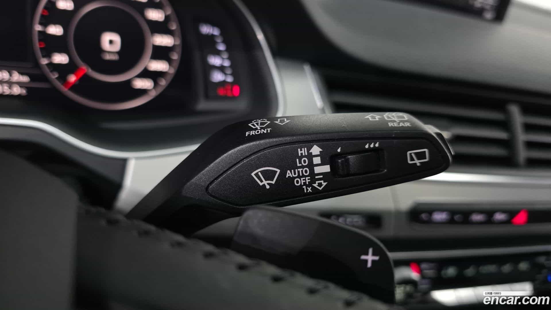 Q7 Audi 2019.10-OPTION-020