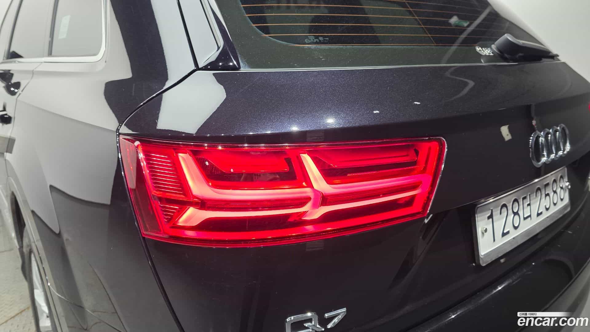 Q7 Audi 2019.10-OUTER-033