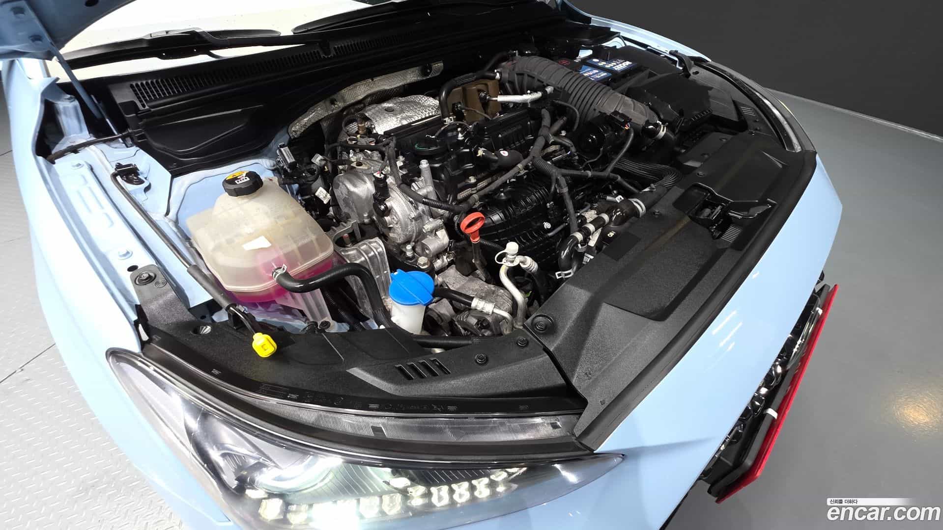 Veloster Hyundai 2021.2-OUTER-006