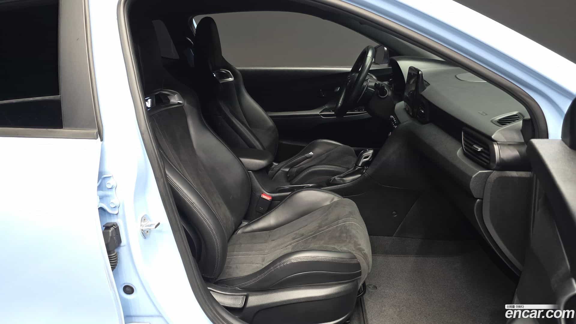 Veloster Hyundai 2021.2-OPTION-015